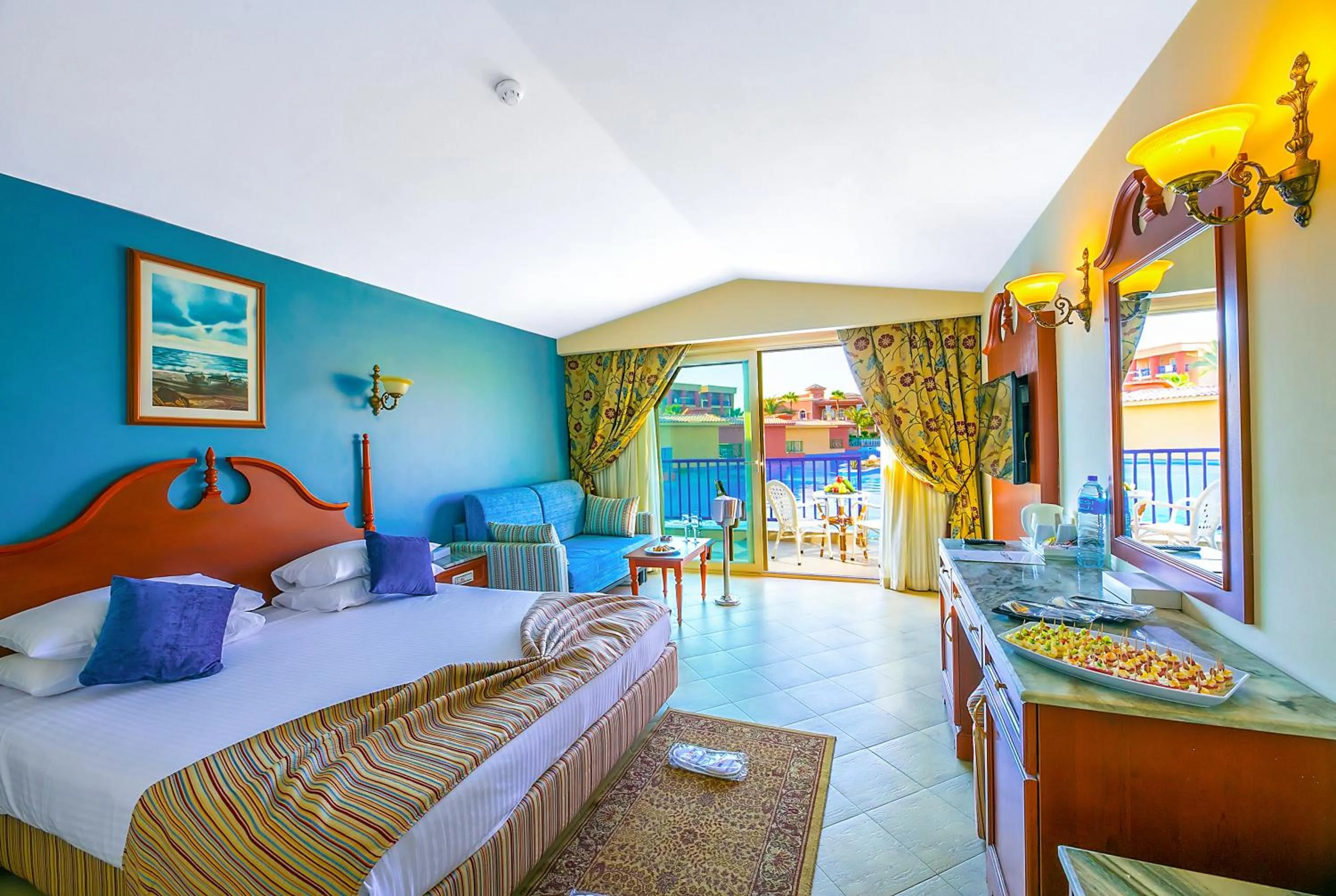 Photo of the whole room, Bed in Titanic Palace Families and couples only