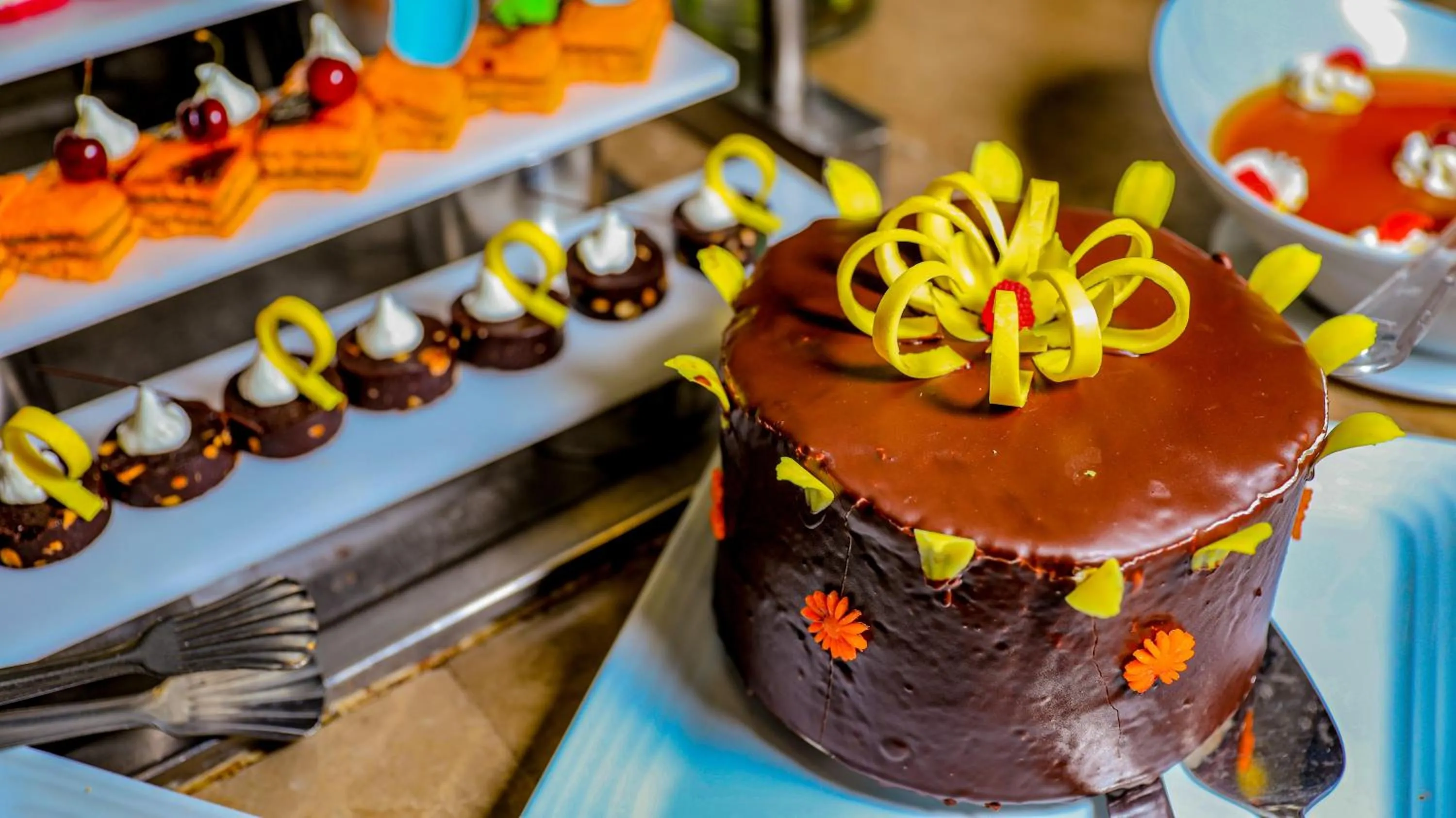 Restaurant/places to eat, Food in Titanic Palace Families and couples only