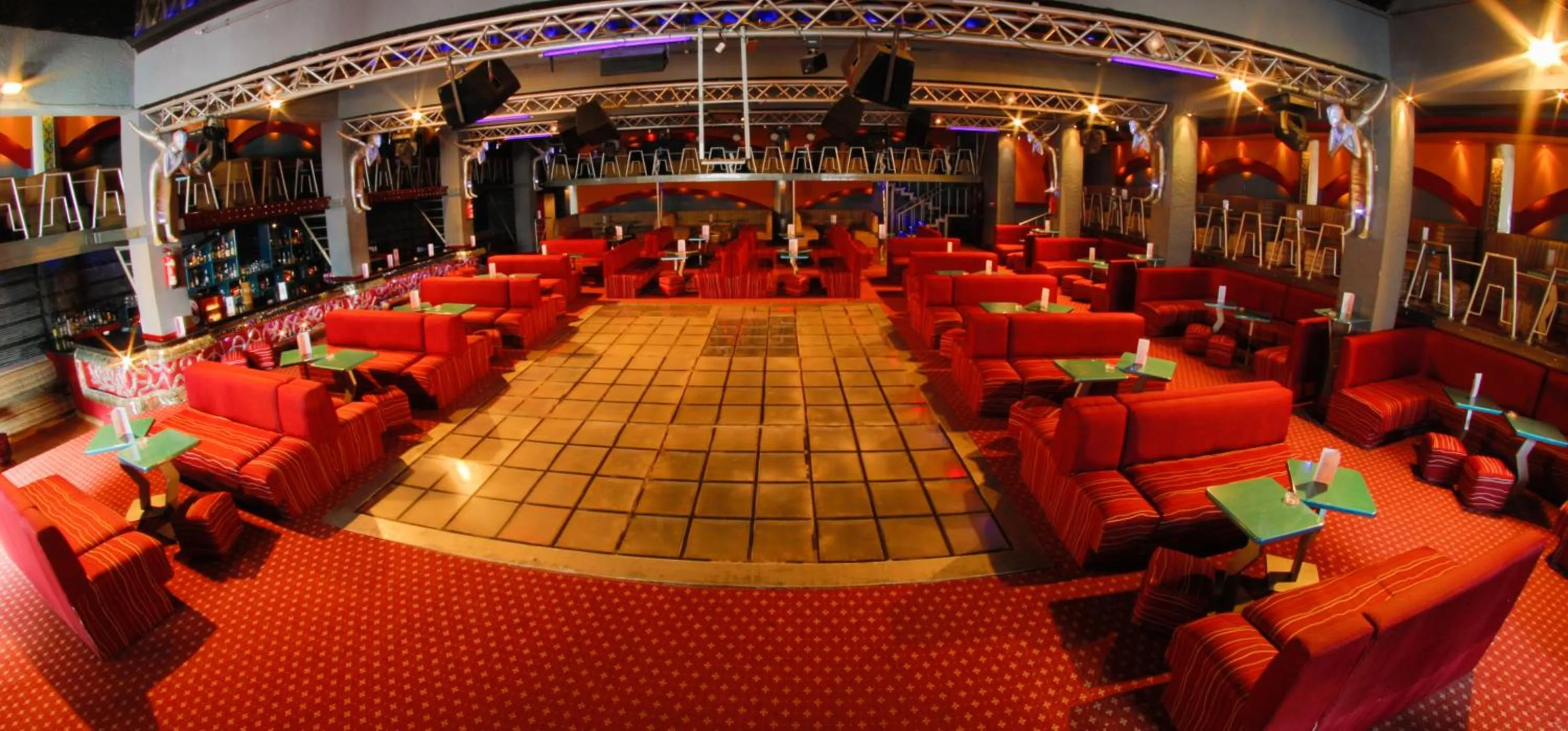 Activities in Titanic Beach - Families and Couples only