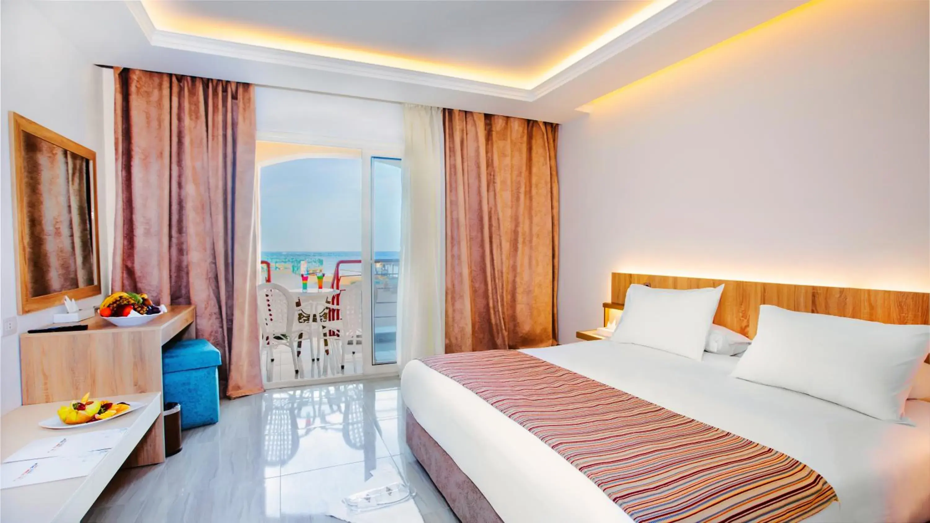 Property building, Bed in Titanic Beach - Families and Couples only Property building, Bed in Titanic Beach - Families and Couples only