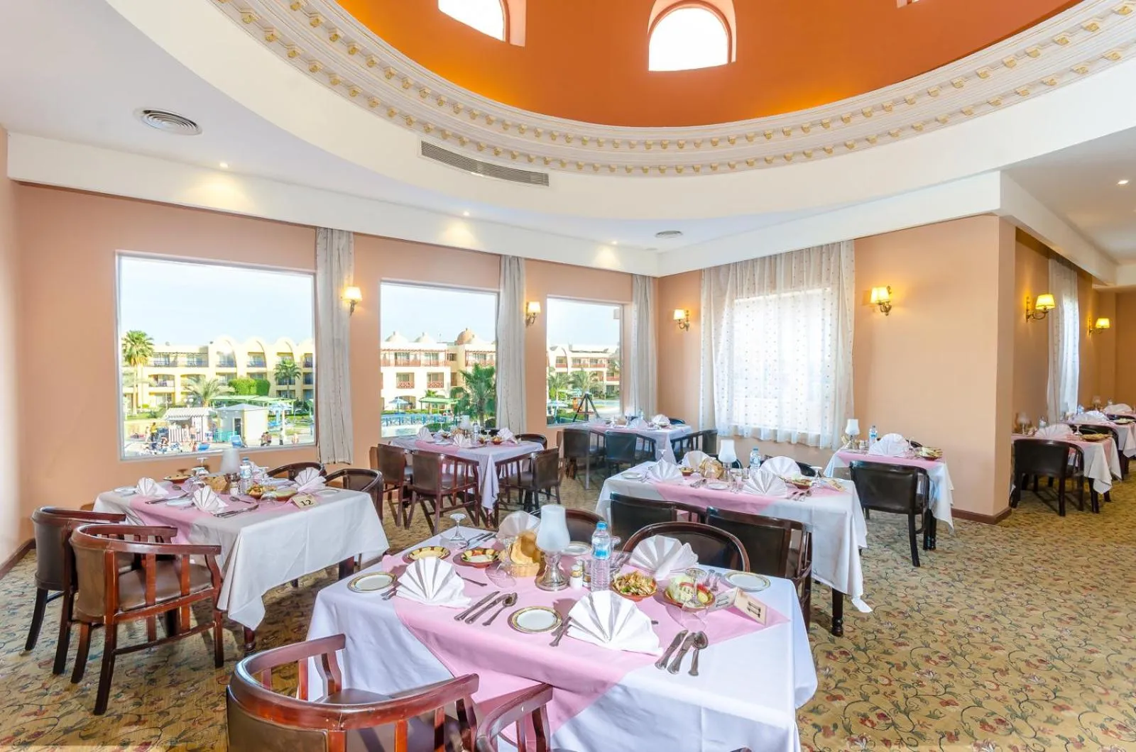 Property building in Titanic Beach - Families and Couples only