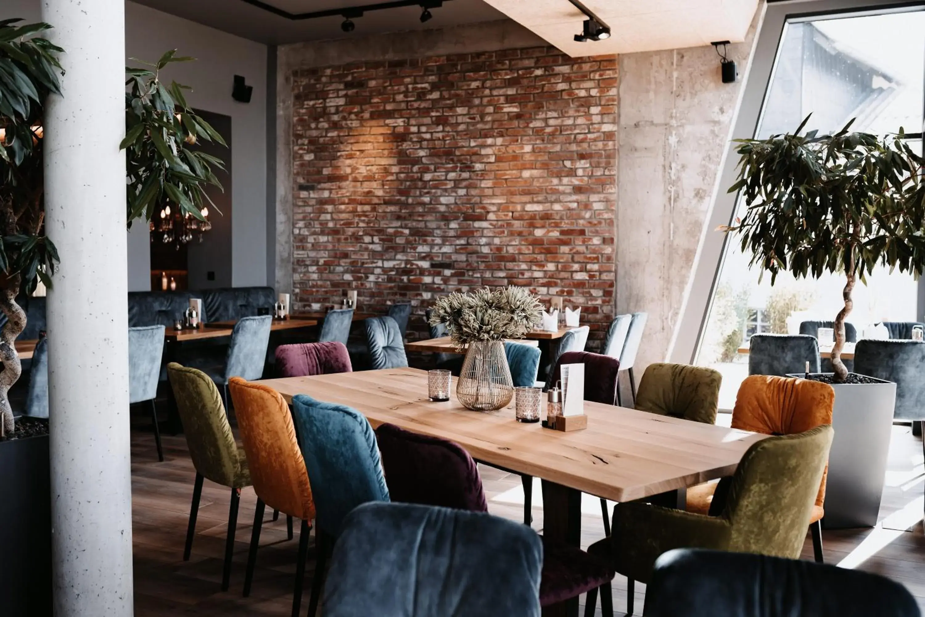 Restaurant/places to eat in My Place Restaurant/places to eat in My Place