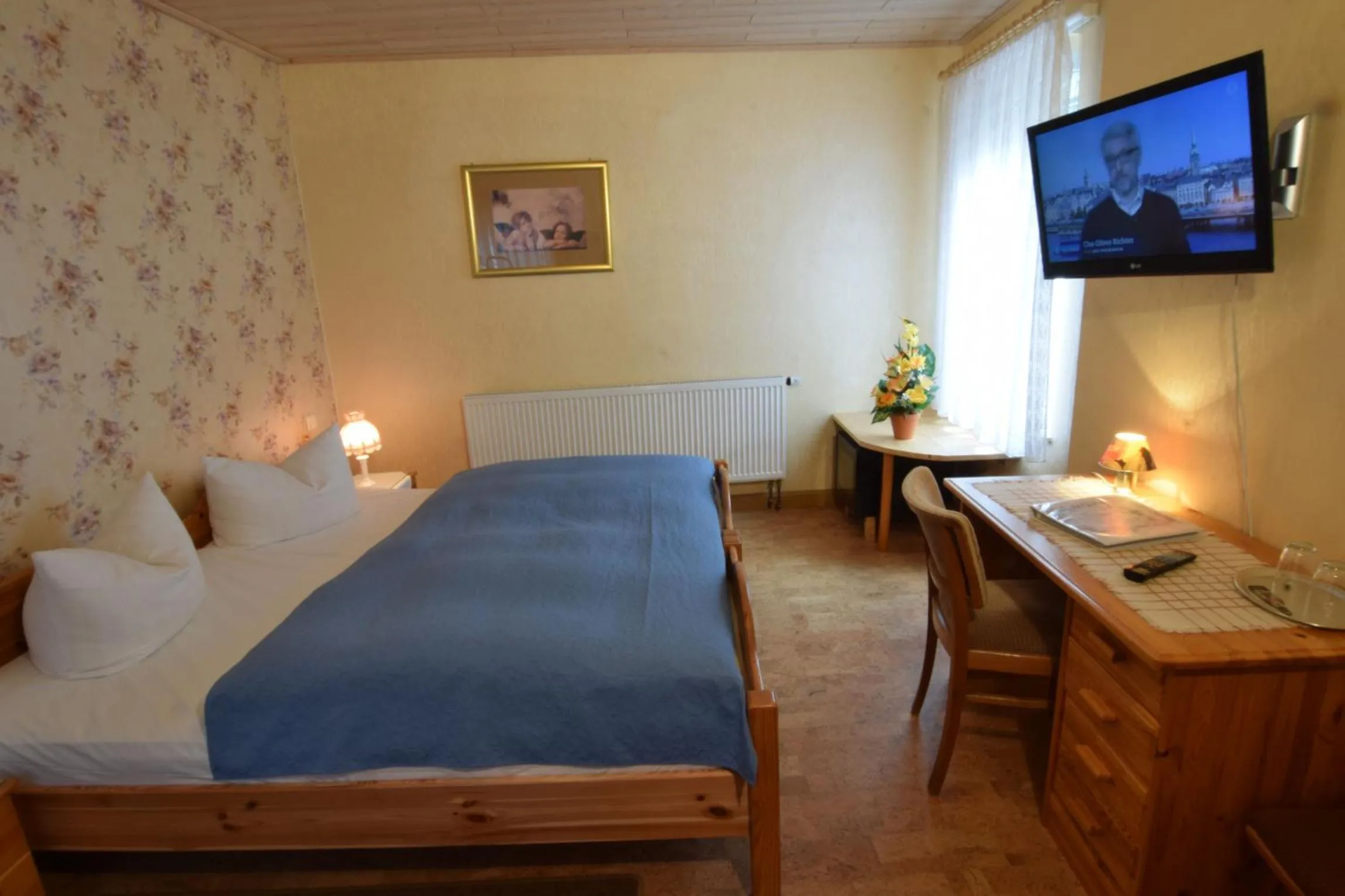 Photo of the whole room, Bed in Hotel & Gasthof Garküche