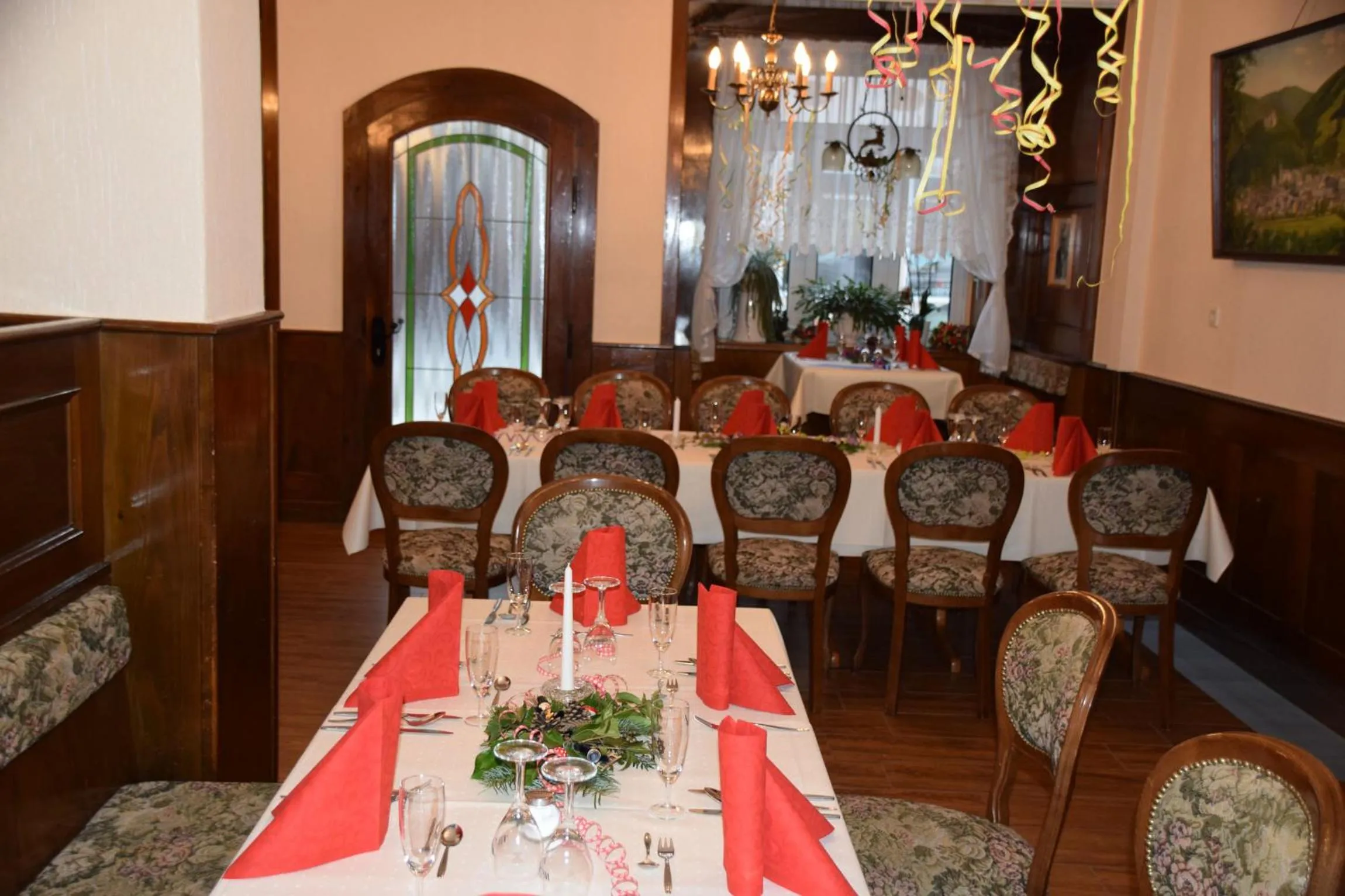 Restaurant/places to eat in Hotel & Gasthof Garküche