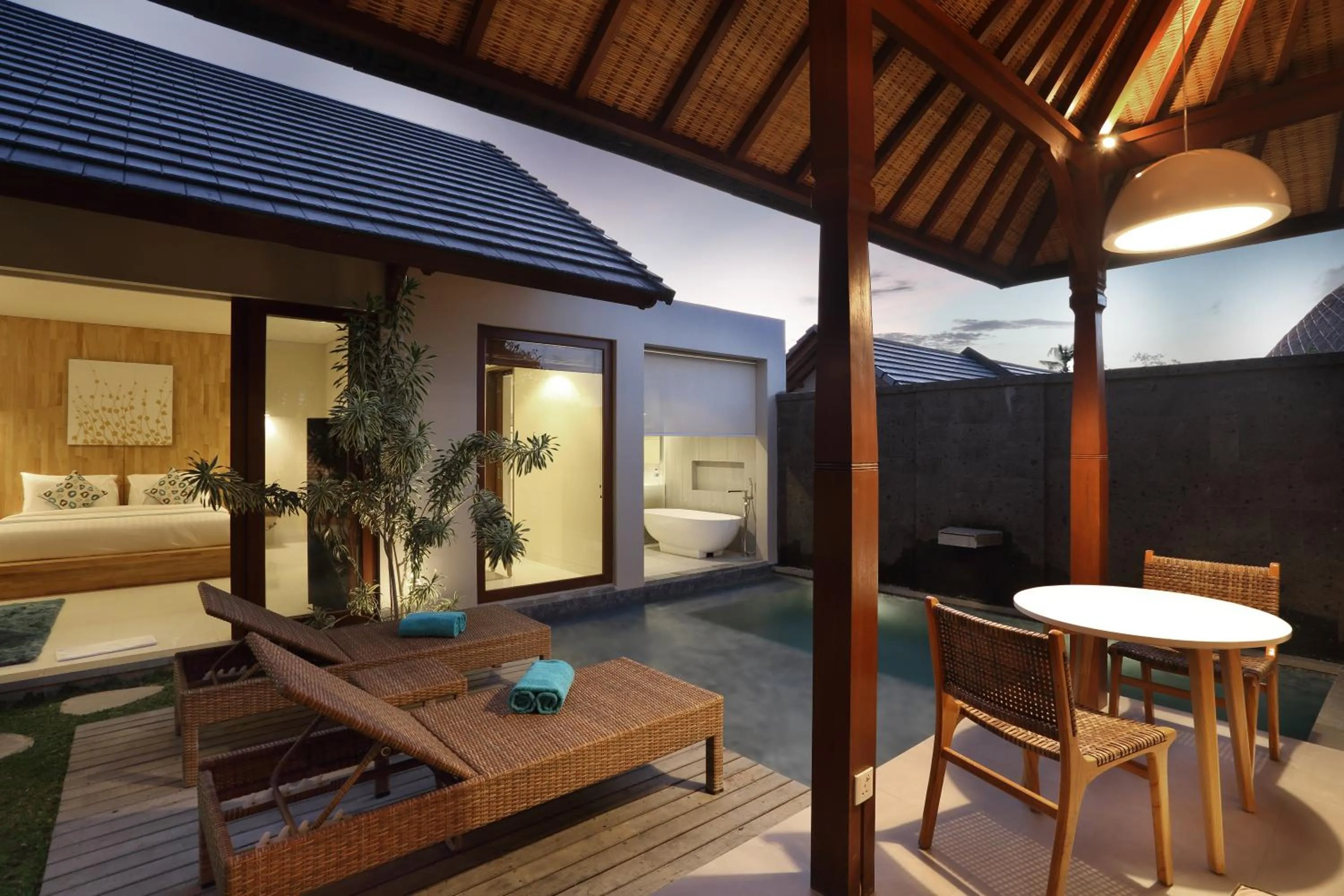 Garden, Bed in Theanna Villa and Spa Canggu
