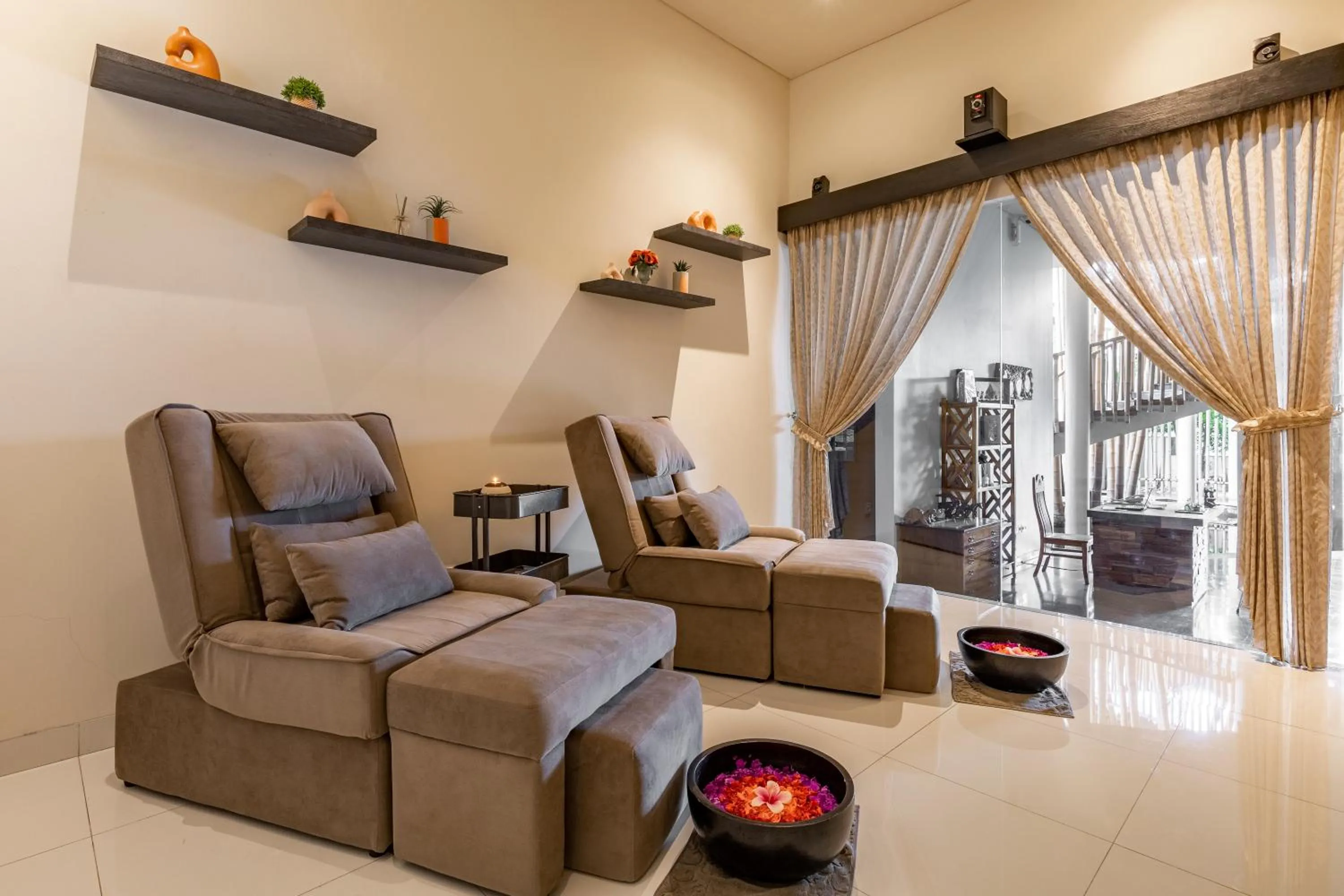 Massage in Theanna Villa and Spa Canggu