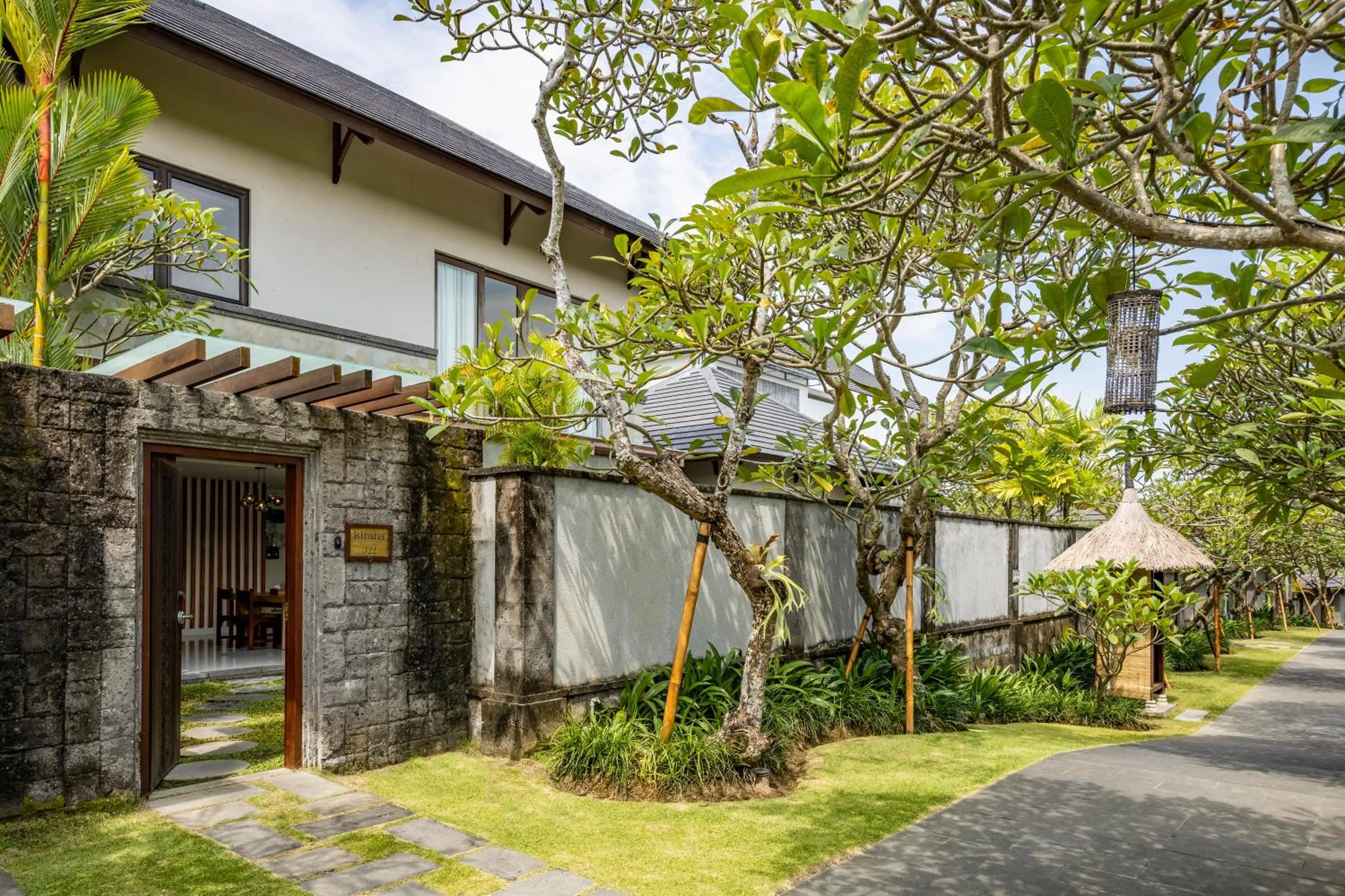Property building in Theanna Villa and Spa Canggu