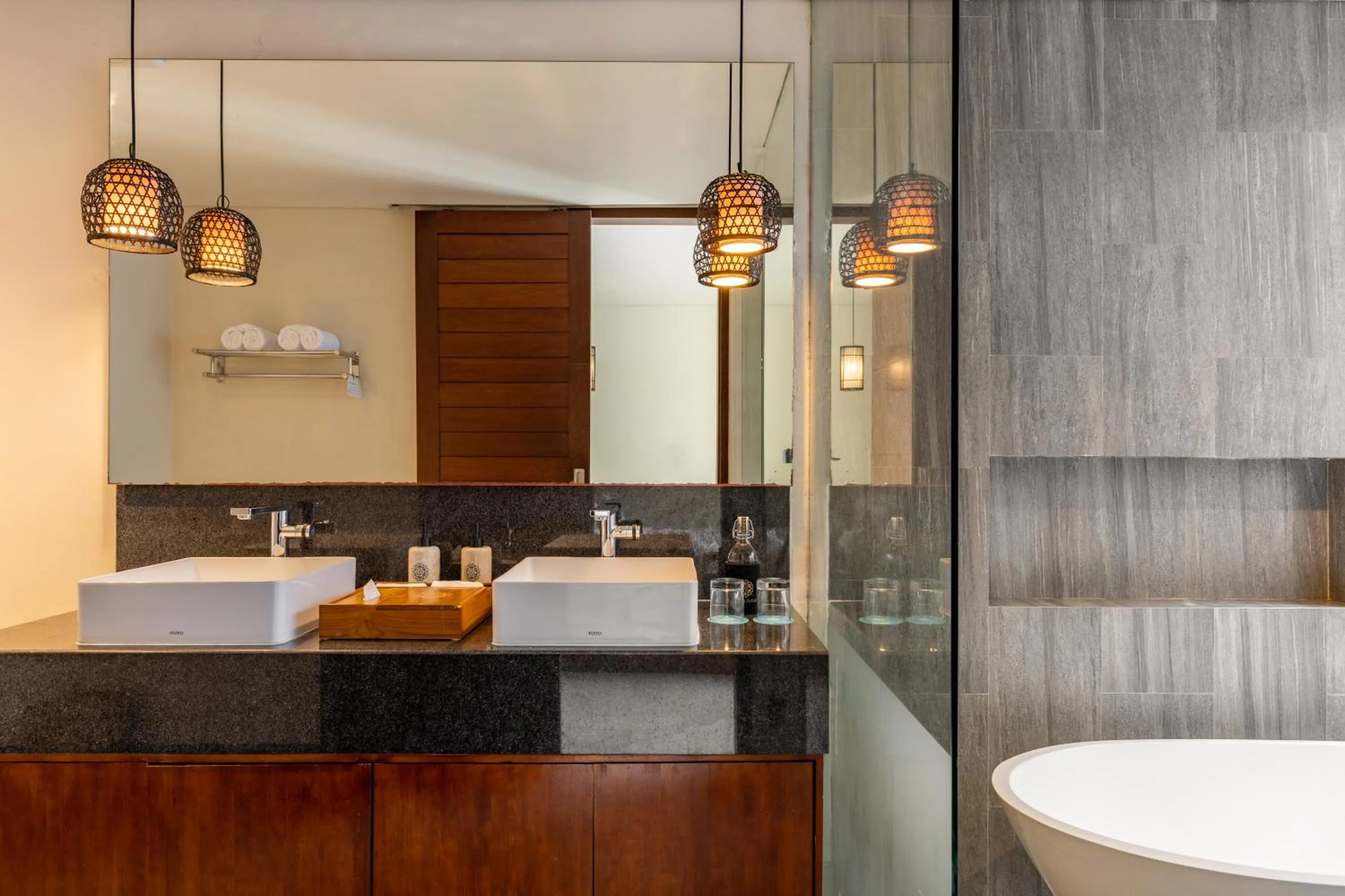 Shower in Theanna Villa and Spa Canggu