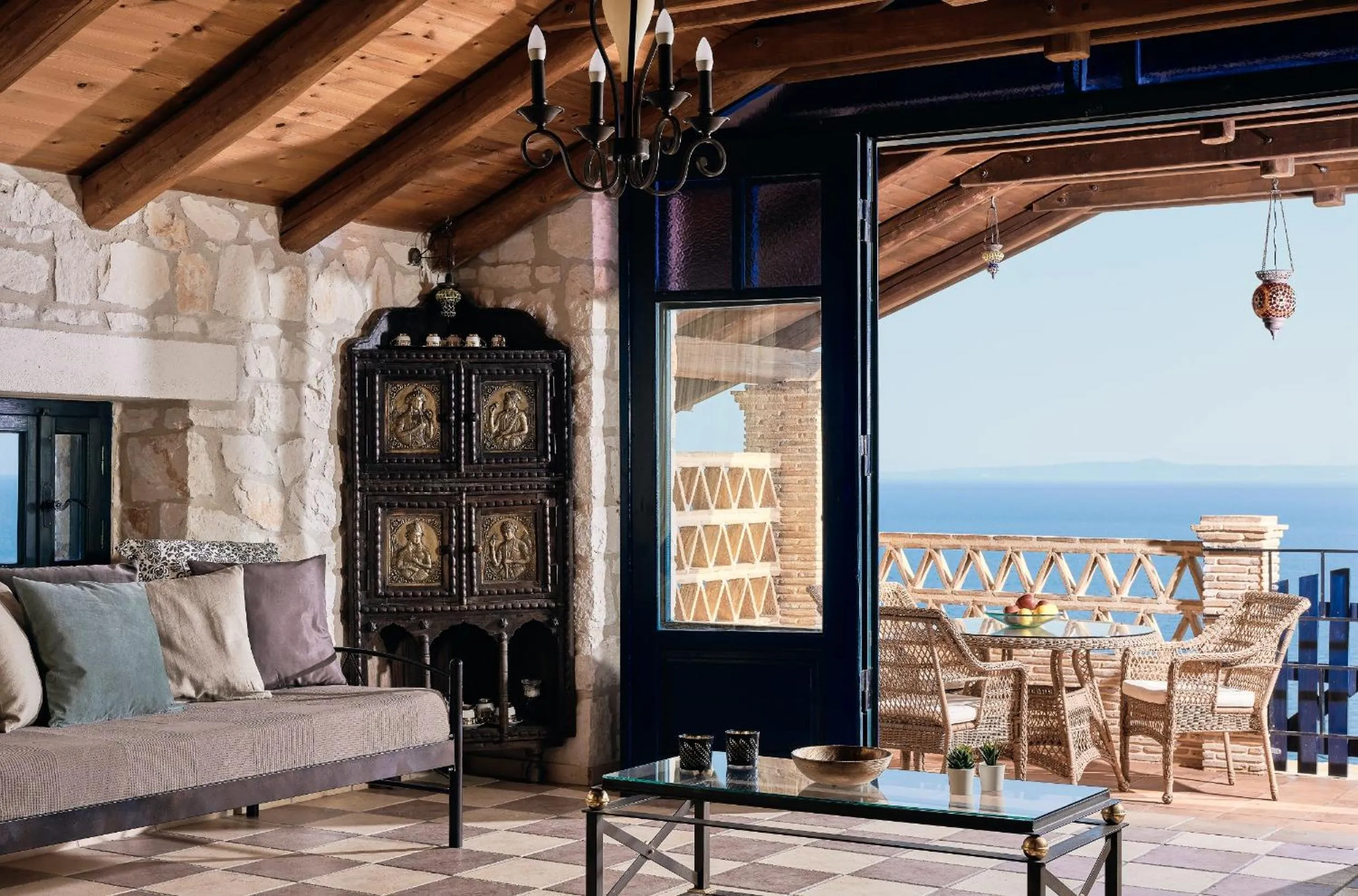 TV and multimedia in Diamond Suites