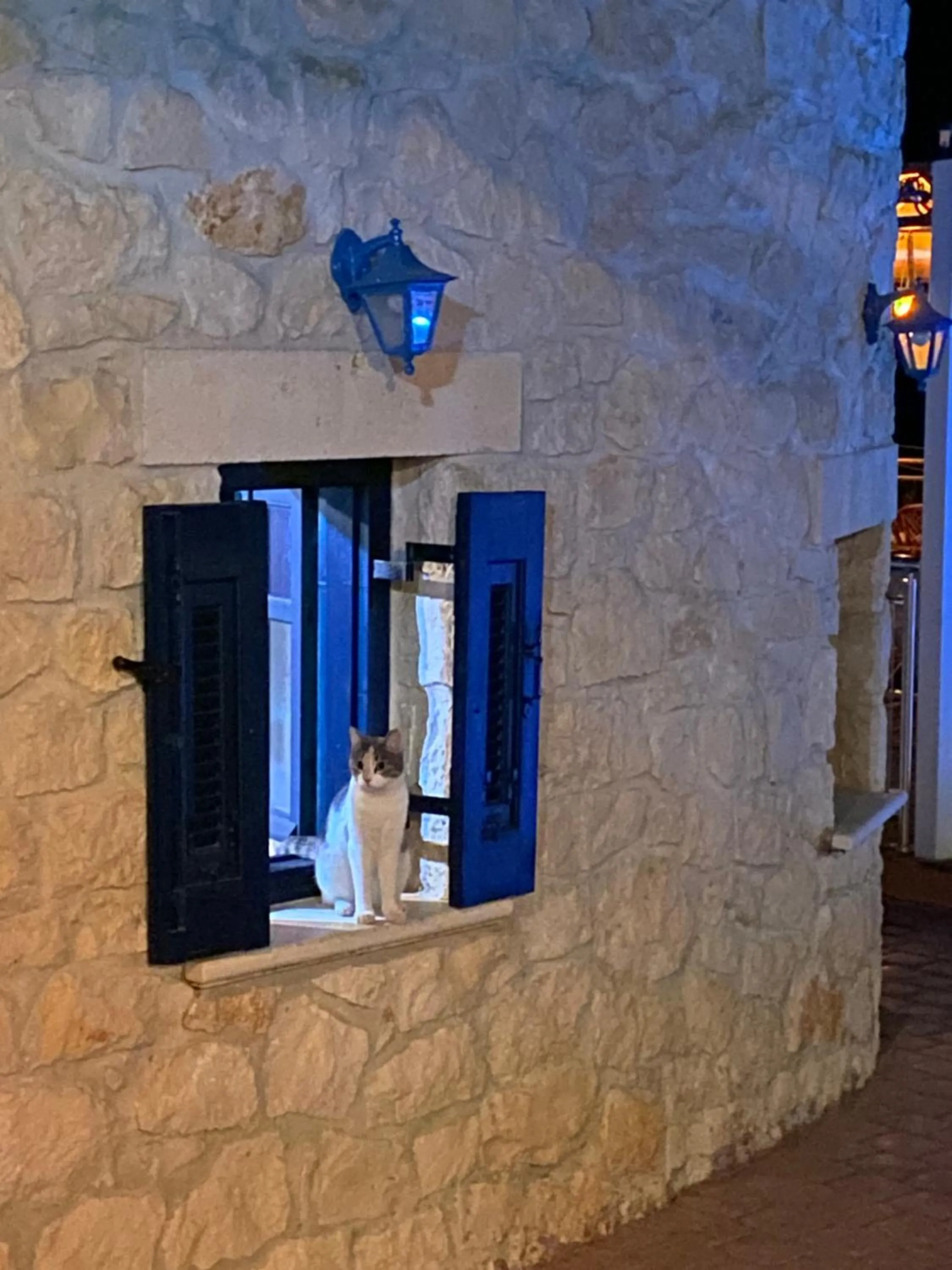 Property building in Diamond Suites