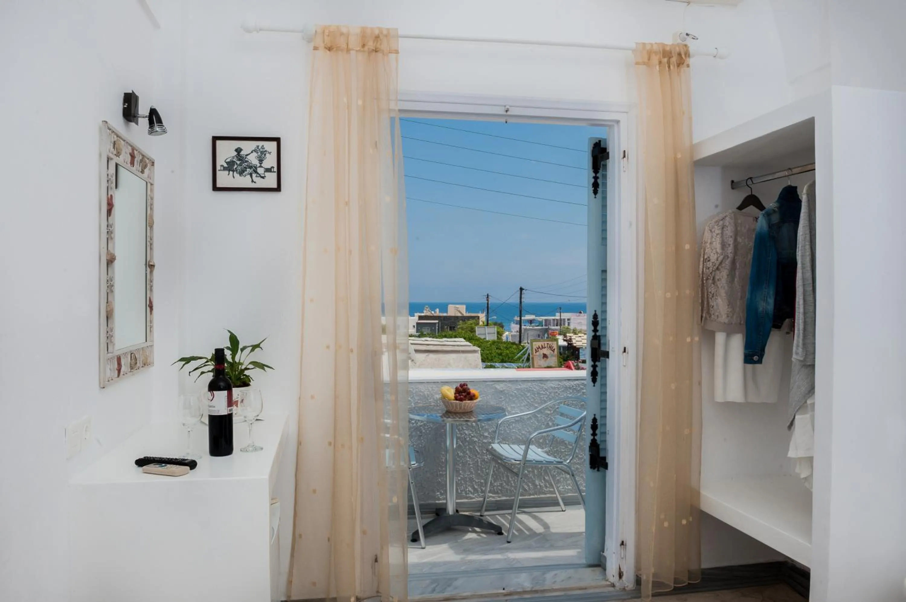 Balcony/Terrace in Join Us Low Cost Rooms