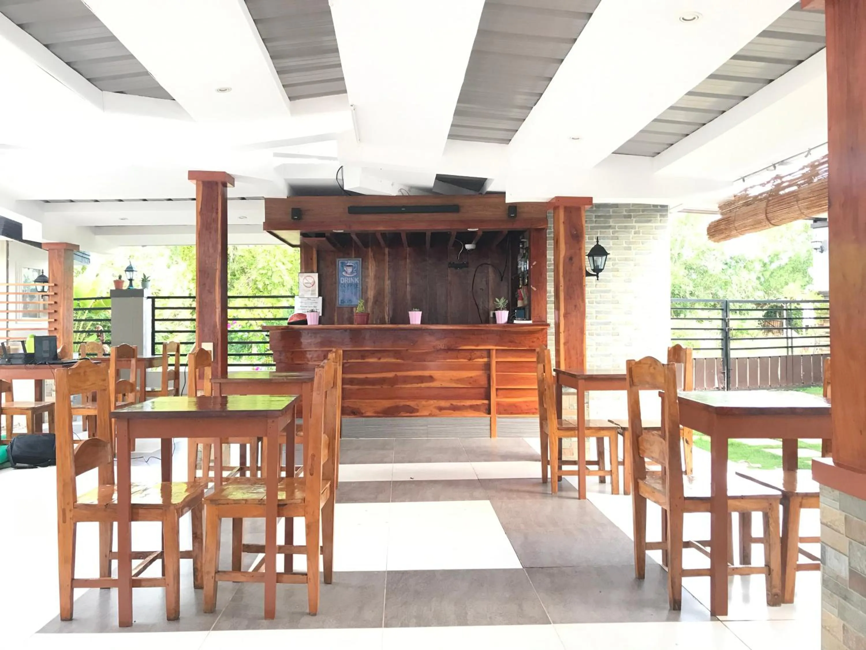 Greenfields Tourist Inn