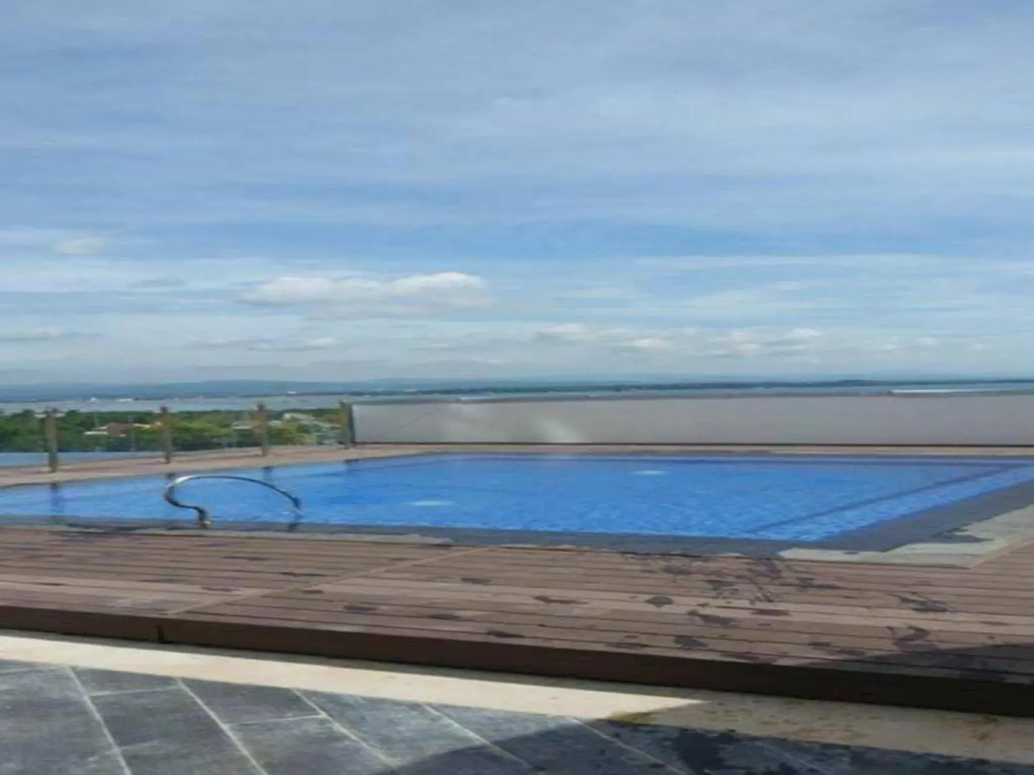 Property building in Mactan Newtown Executive Studio Property building in Mactan Newtown Executive Studio