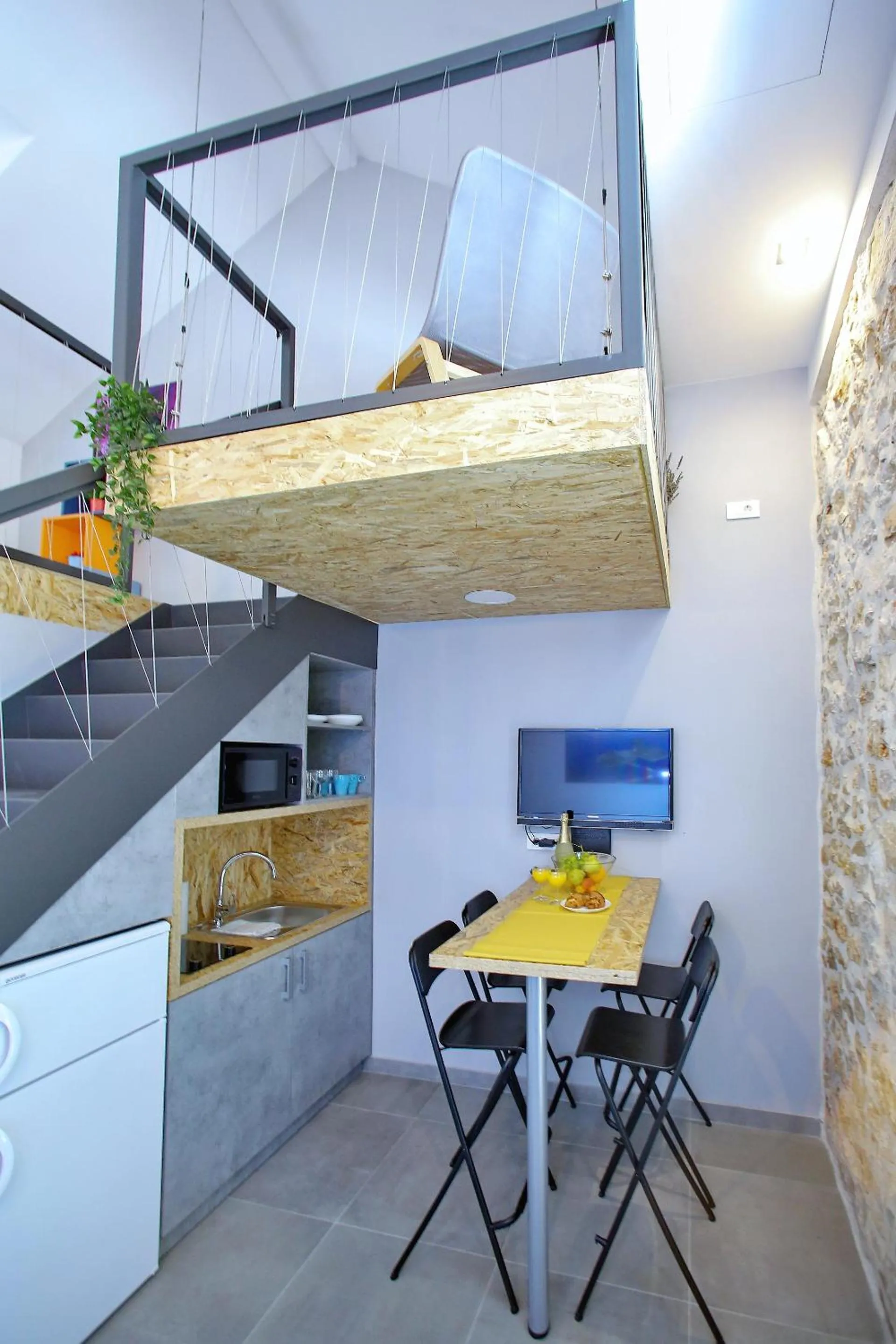 Coffee/tea facilities in Guverna New City Accommodation