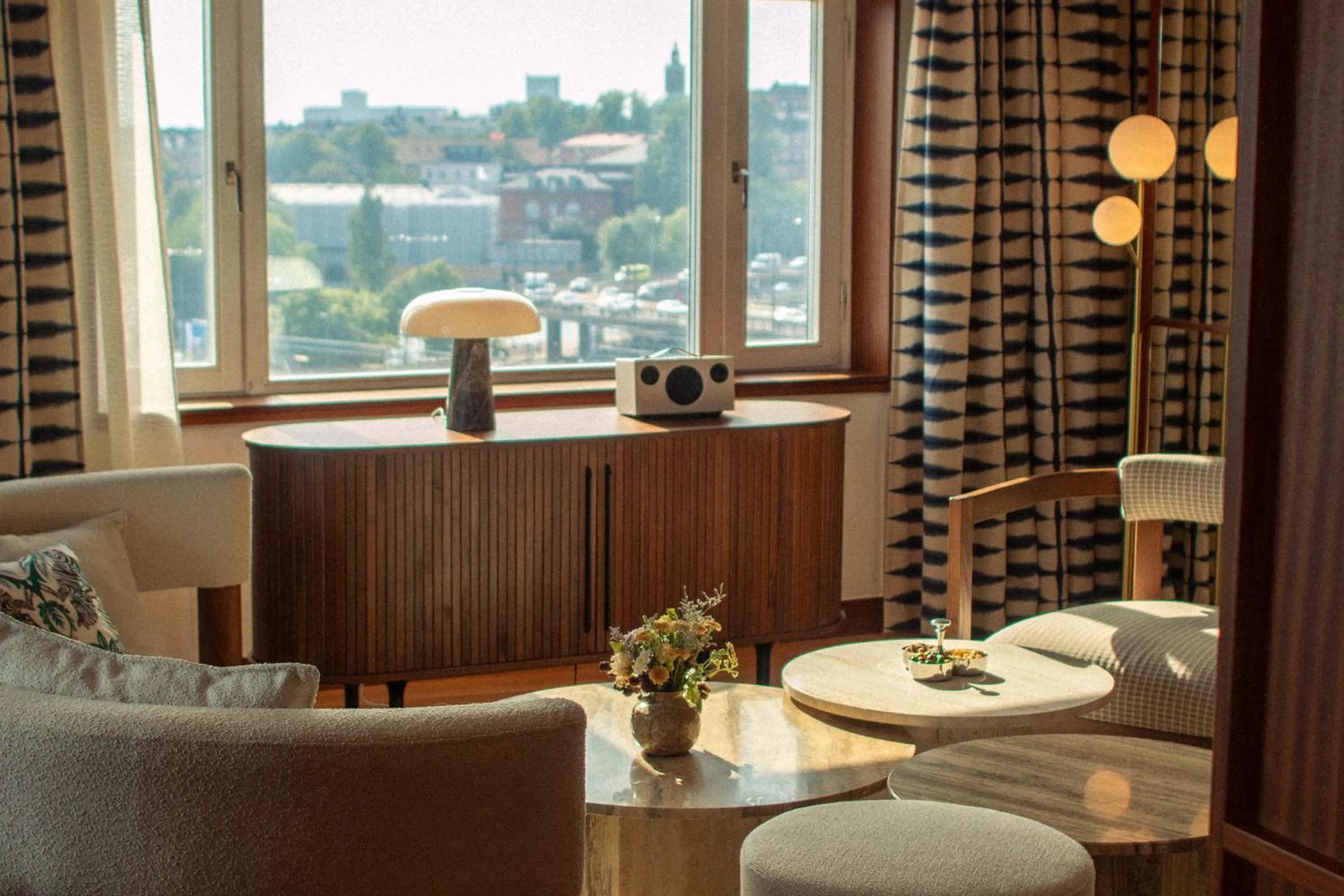 Living room in Sheraton Stockholm Hotel