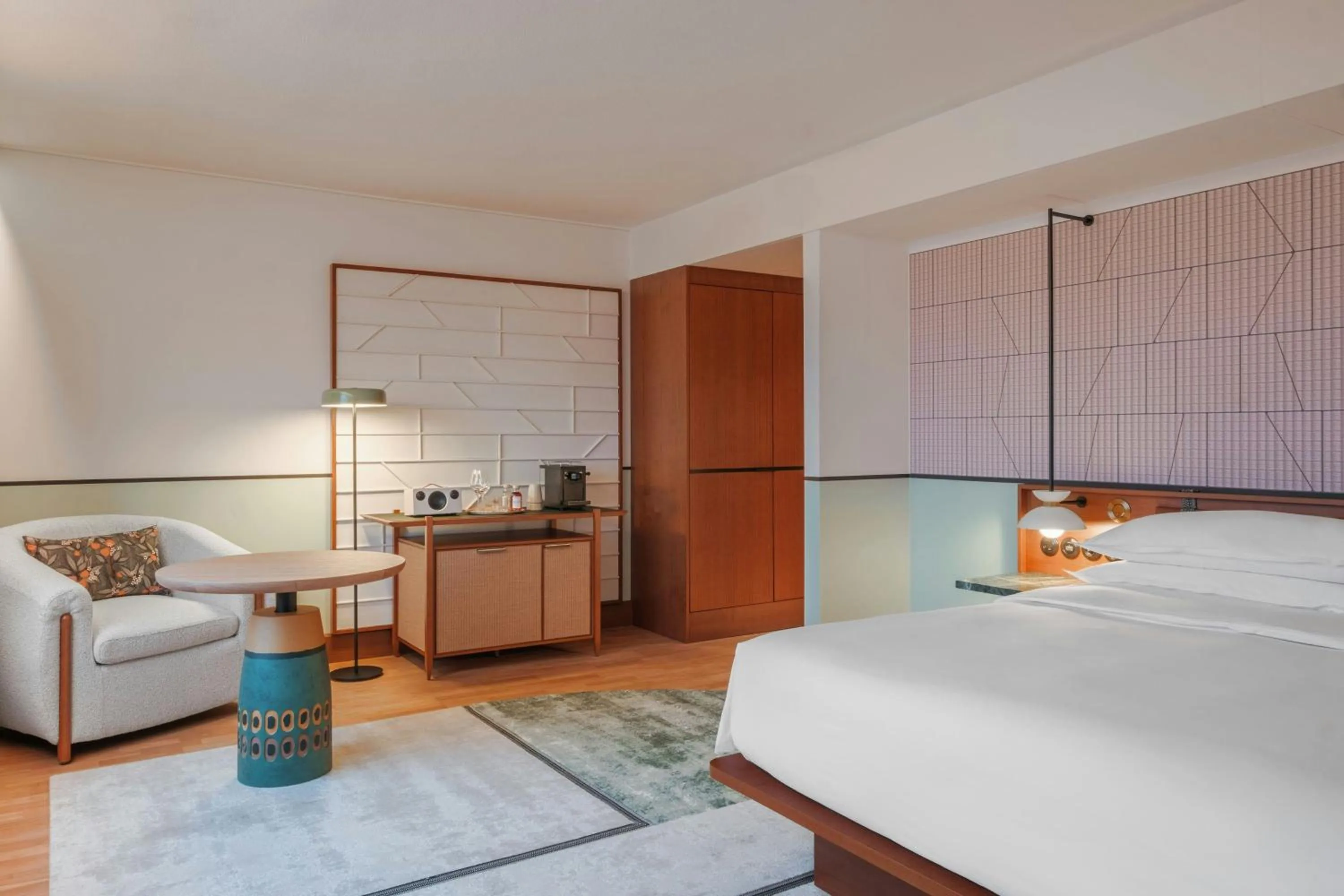 Photo of the whole room, Bed in Sheraton Stockholm Hotel