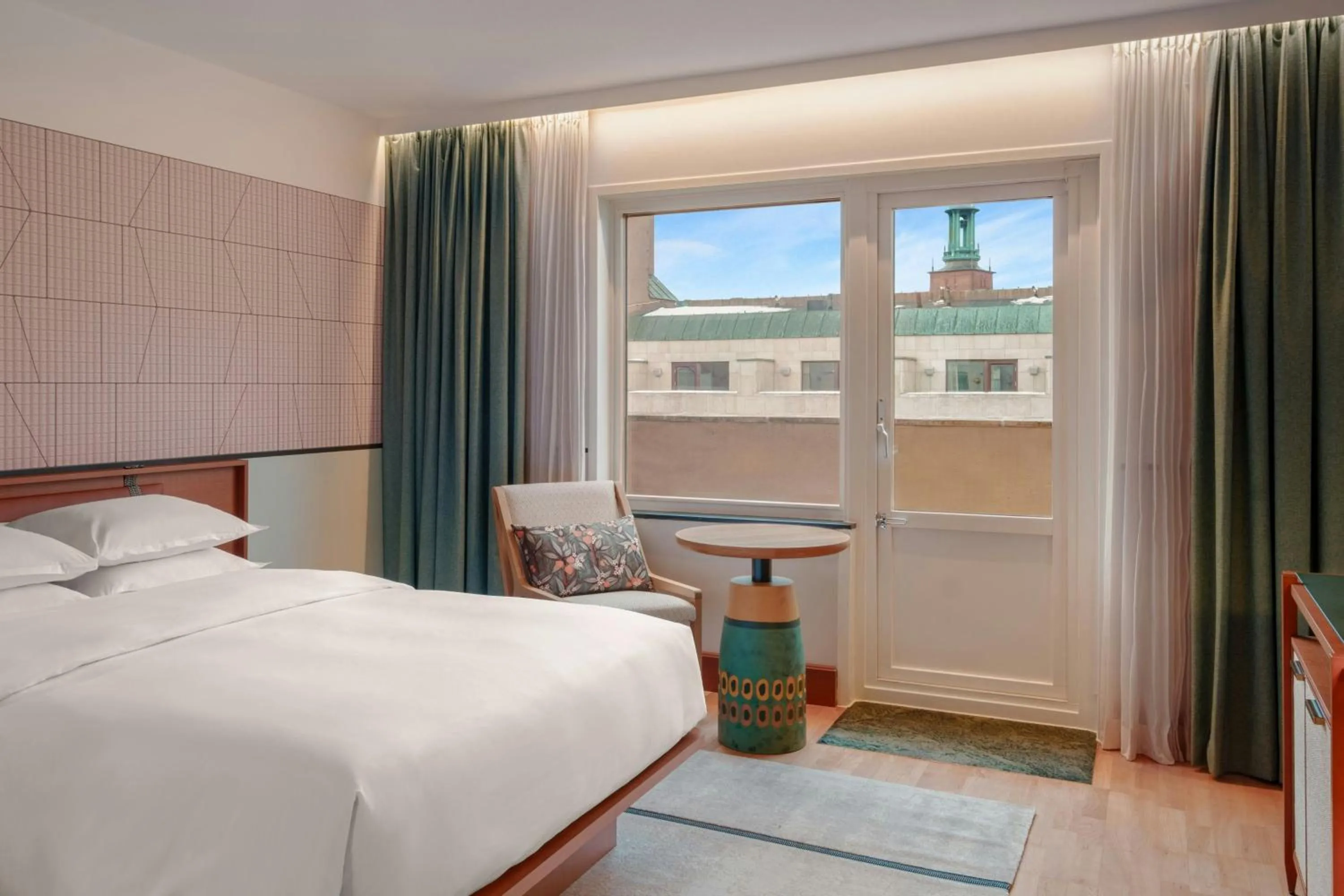 Photo of the whole room, Bed in Sheraton Stockholm Hotel