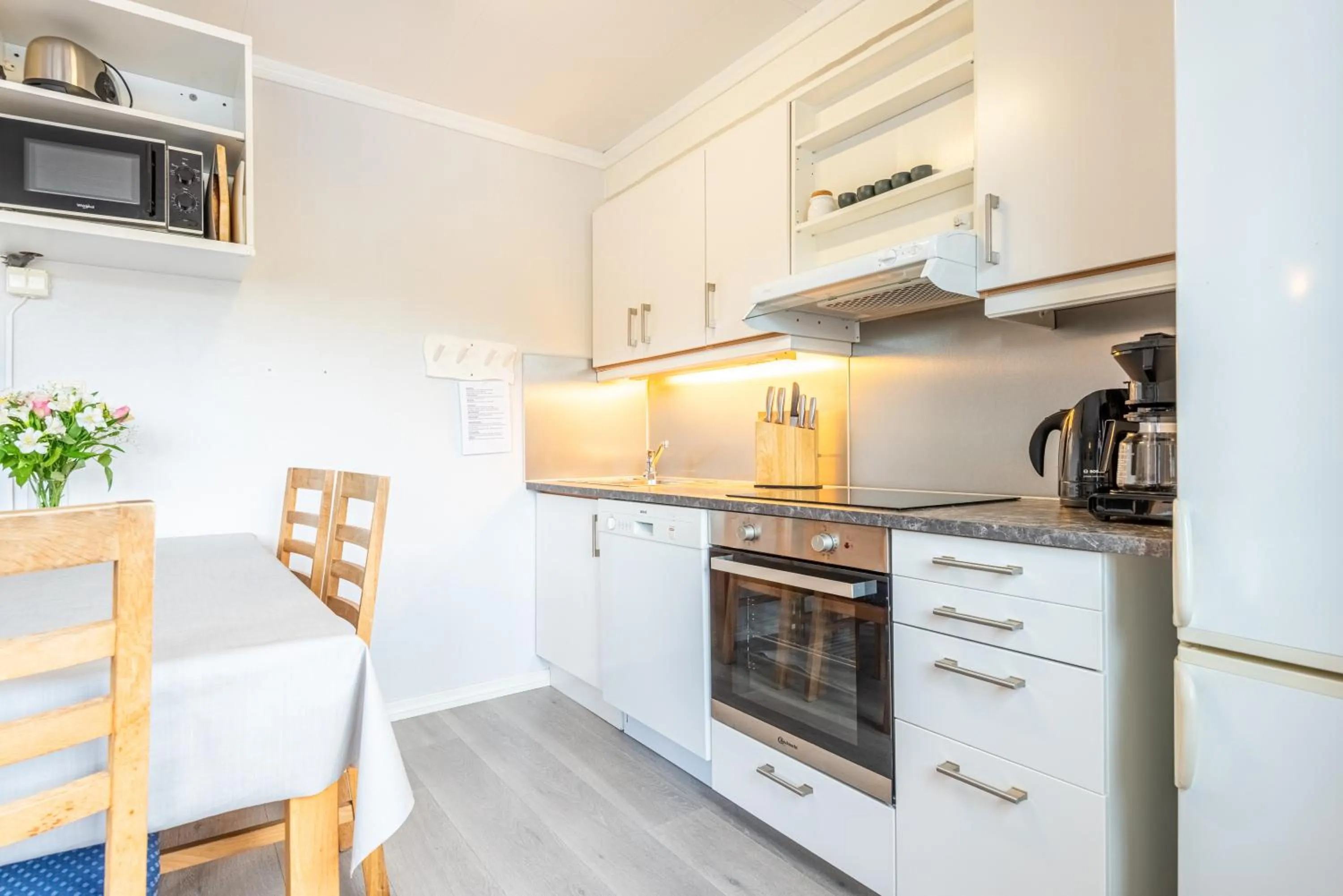 Kitchen or kitchenette in Sotra Rorbusenter