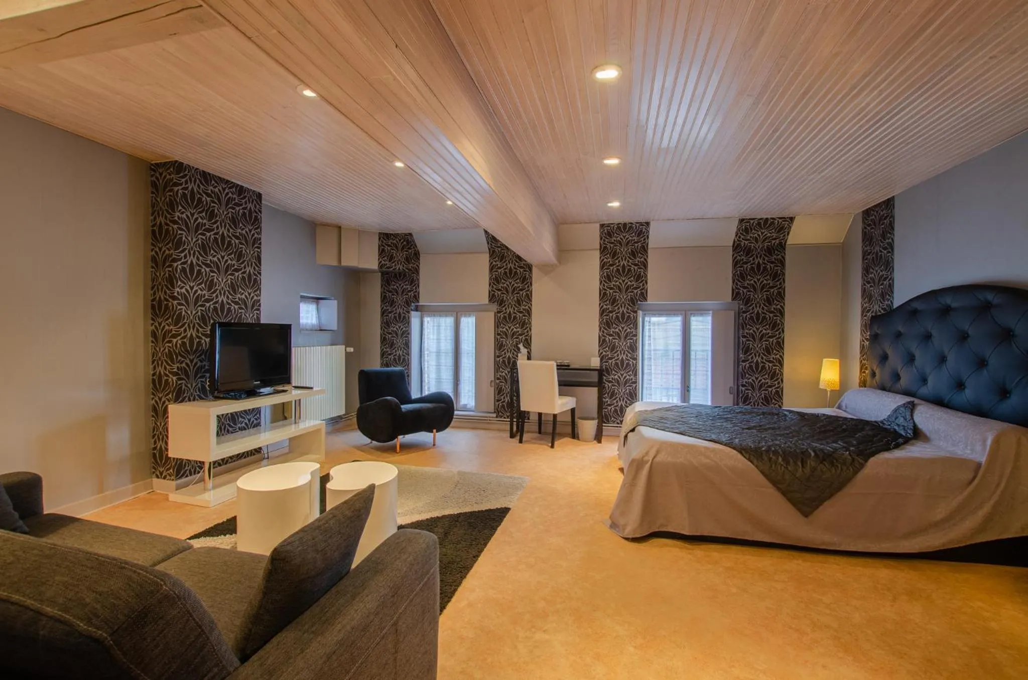 Bed in La Chambre D'amis LA COSTIGNIERES