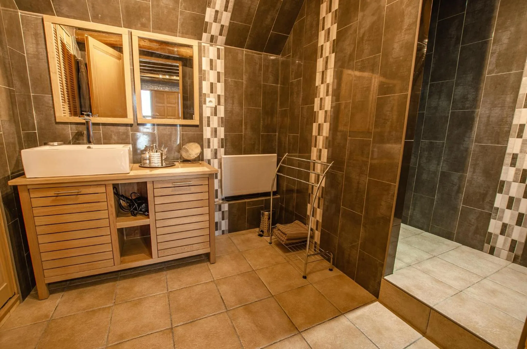 La Chambre D'amis LA COSTIGNIERES