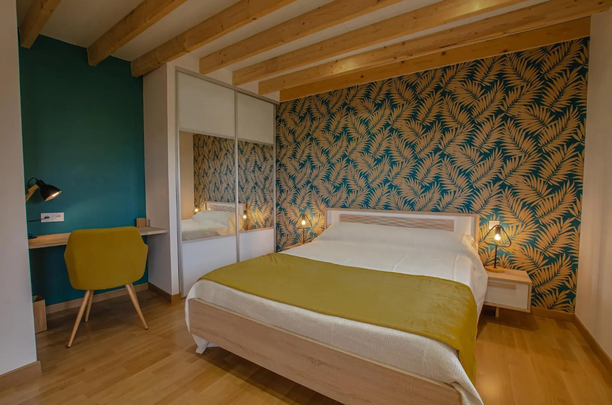 Deluxe Suite in La Chambre D'amis LA COSTIGNIERES Deluxe Suite in La Chambre D'amis LA COSTIGNIERES