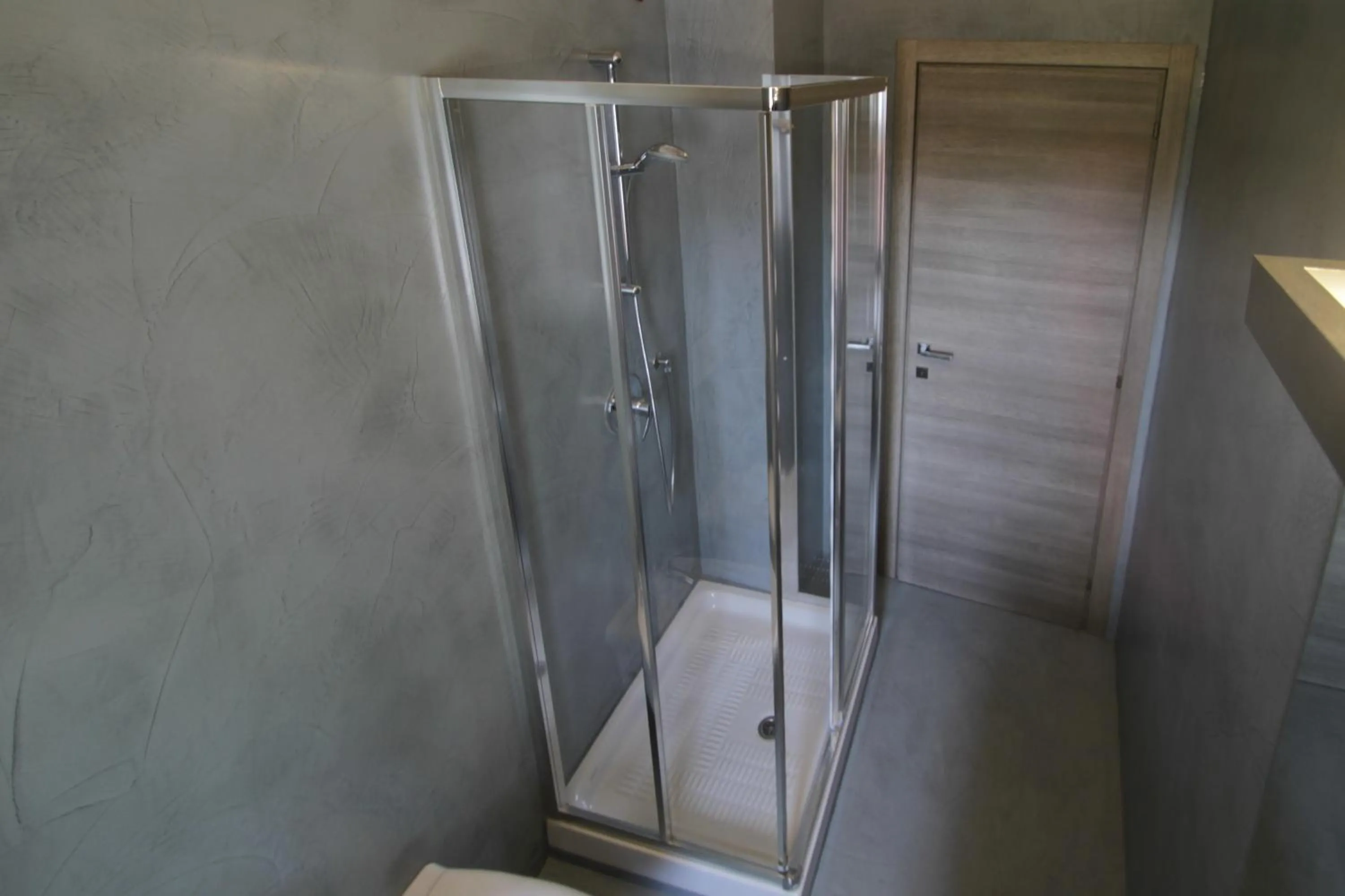 Shower in Villa Oldrado