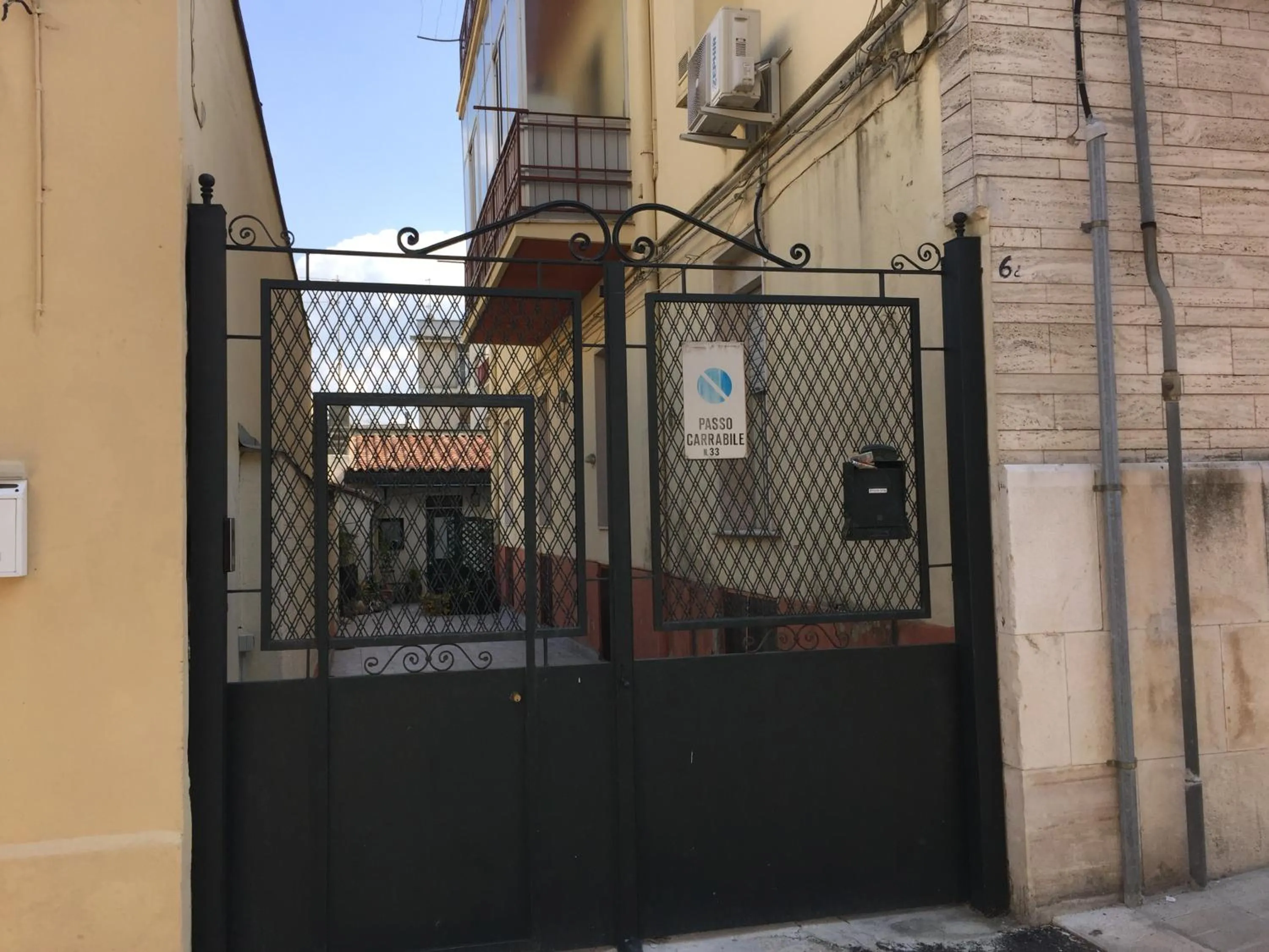 Facade/entrance in Il Cancello