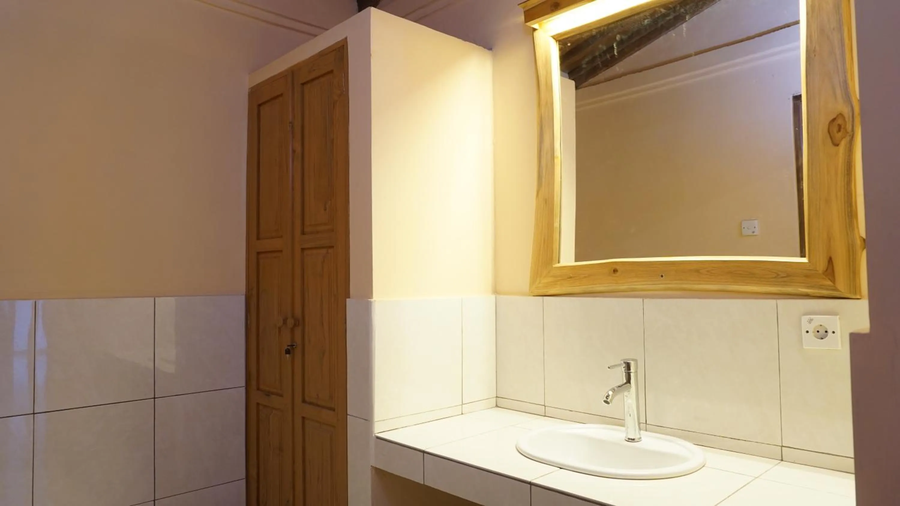 Decorative detail in Biorock Homestay & Dive Center Pemuteran