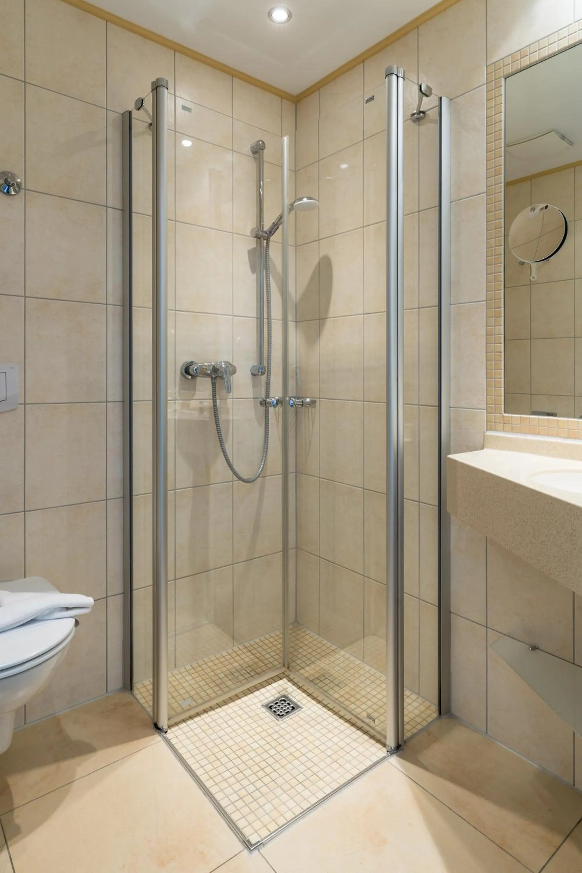 Bathroom in Inselhotel Rote Erde
