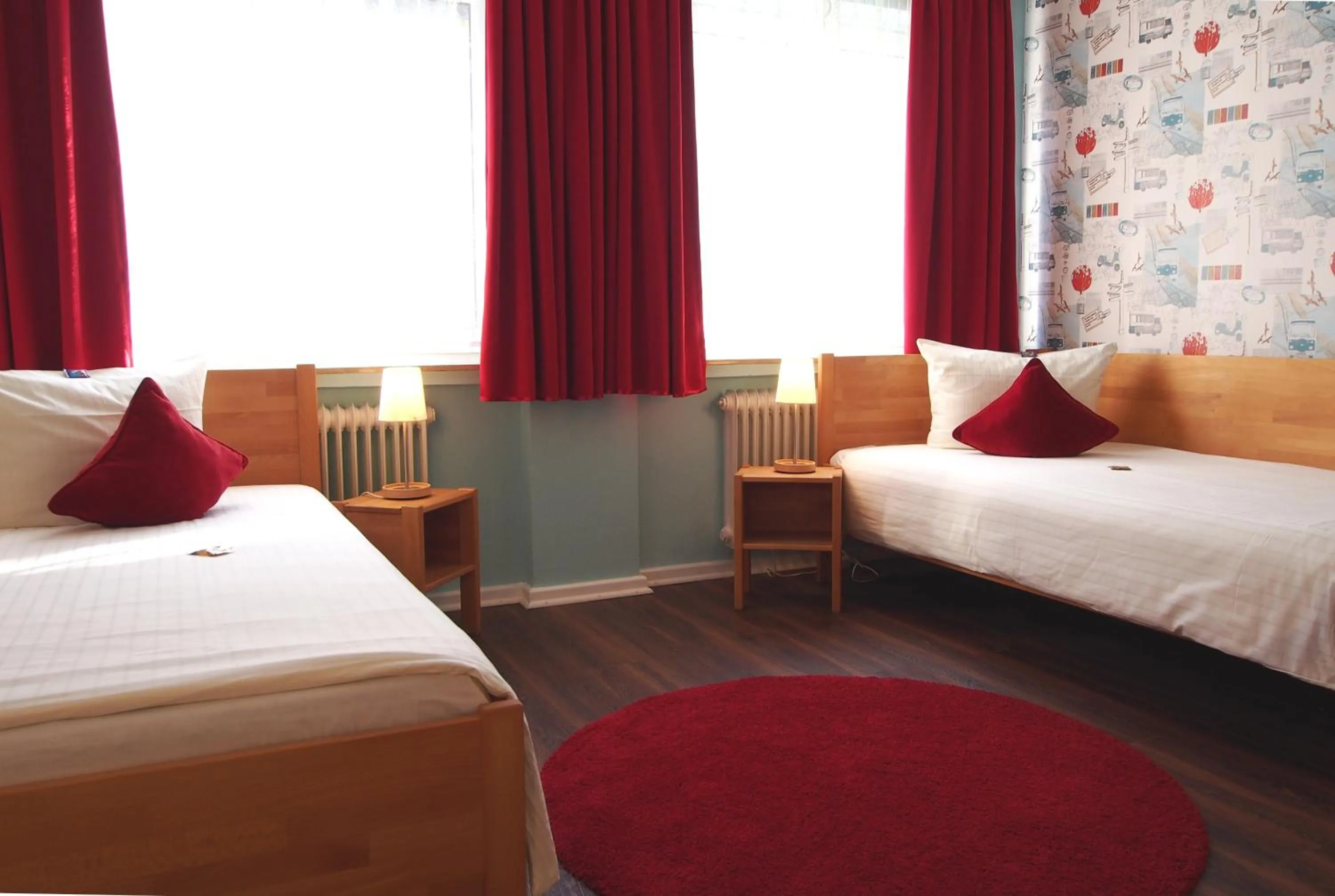 Photo of the whole room, Bed in GastHaus Hotel Bremen