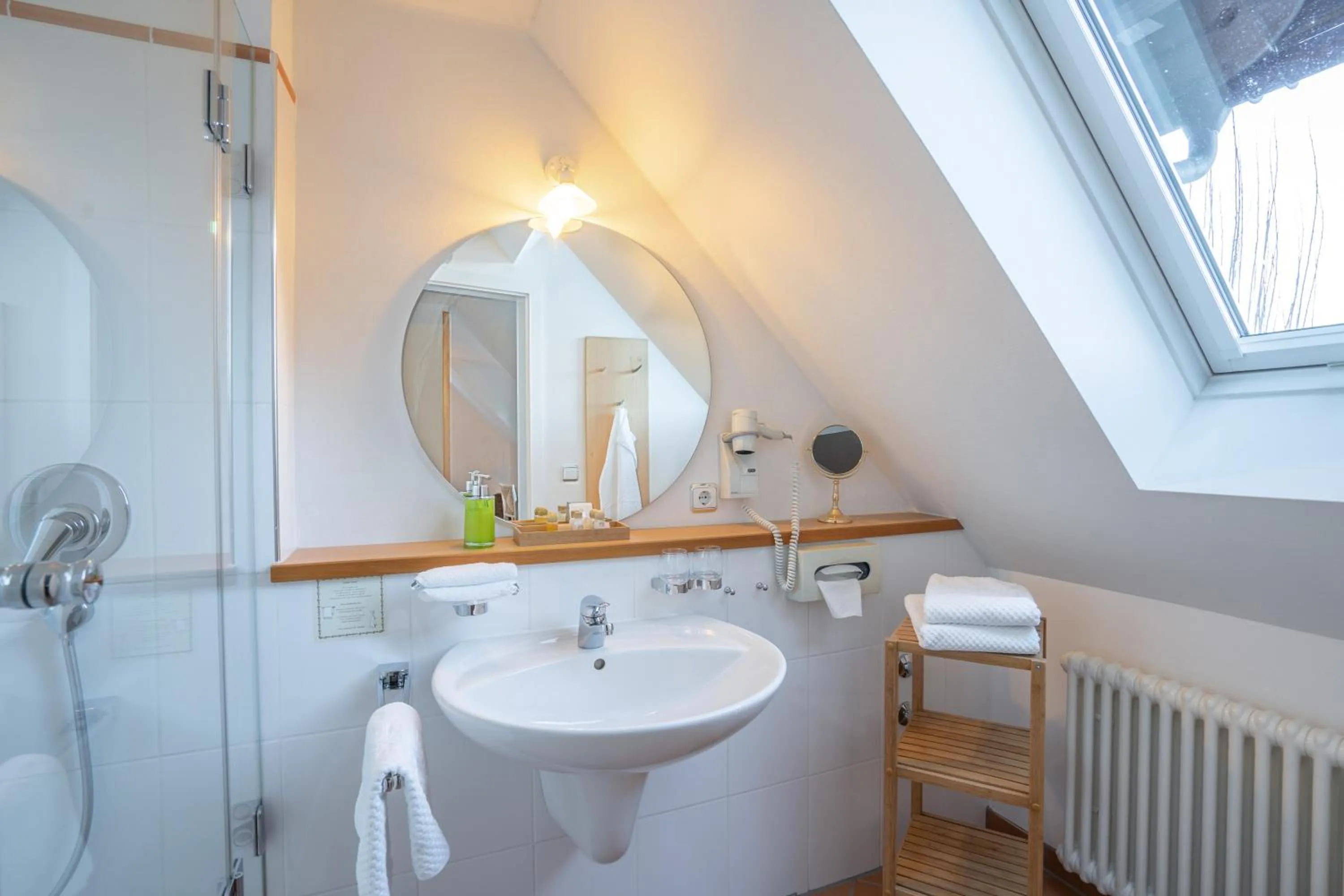 Shower in Geldernhaus Hotel garni