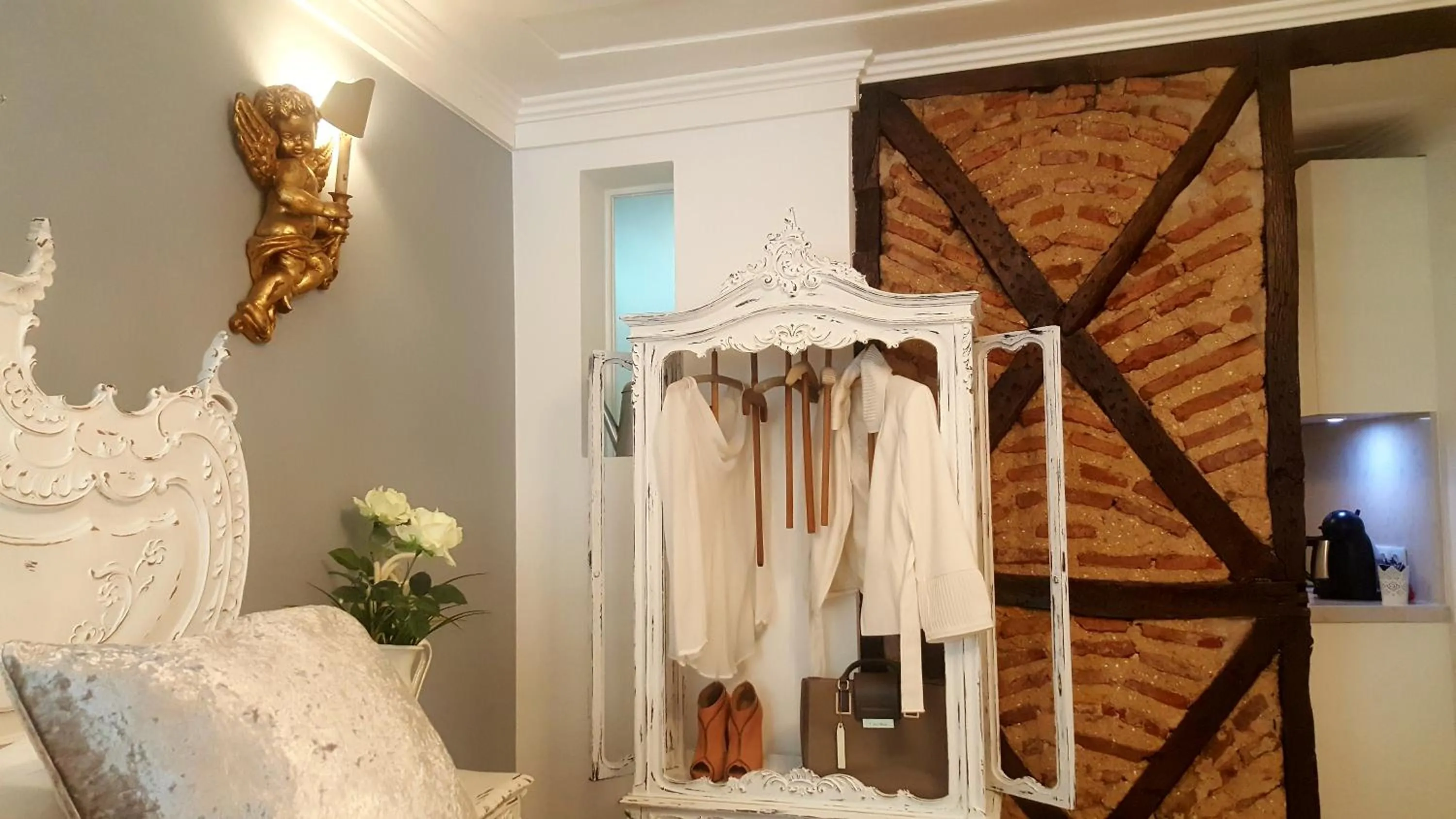 Bedroom, Bed in Charming Apartment I Historical Center