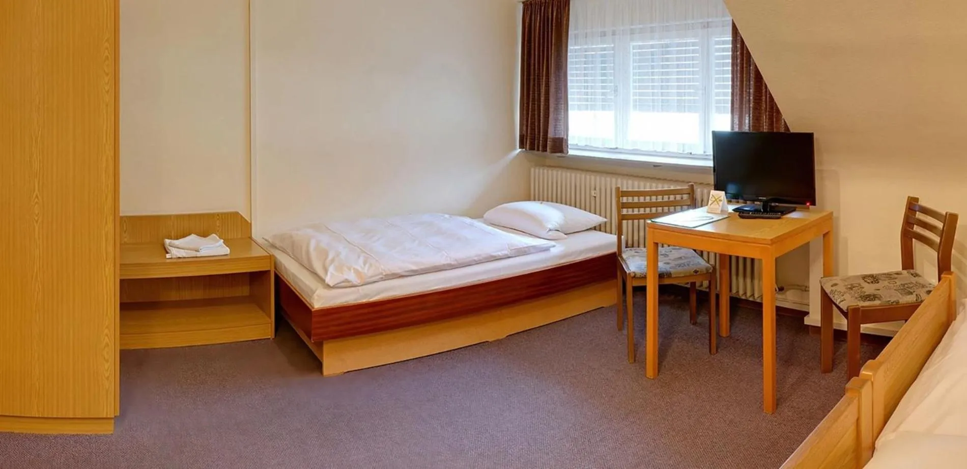 Photo of the whole room, Bed in Pension Keinath