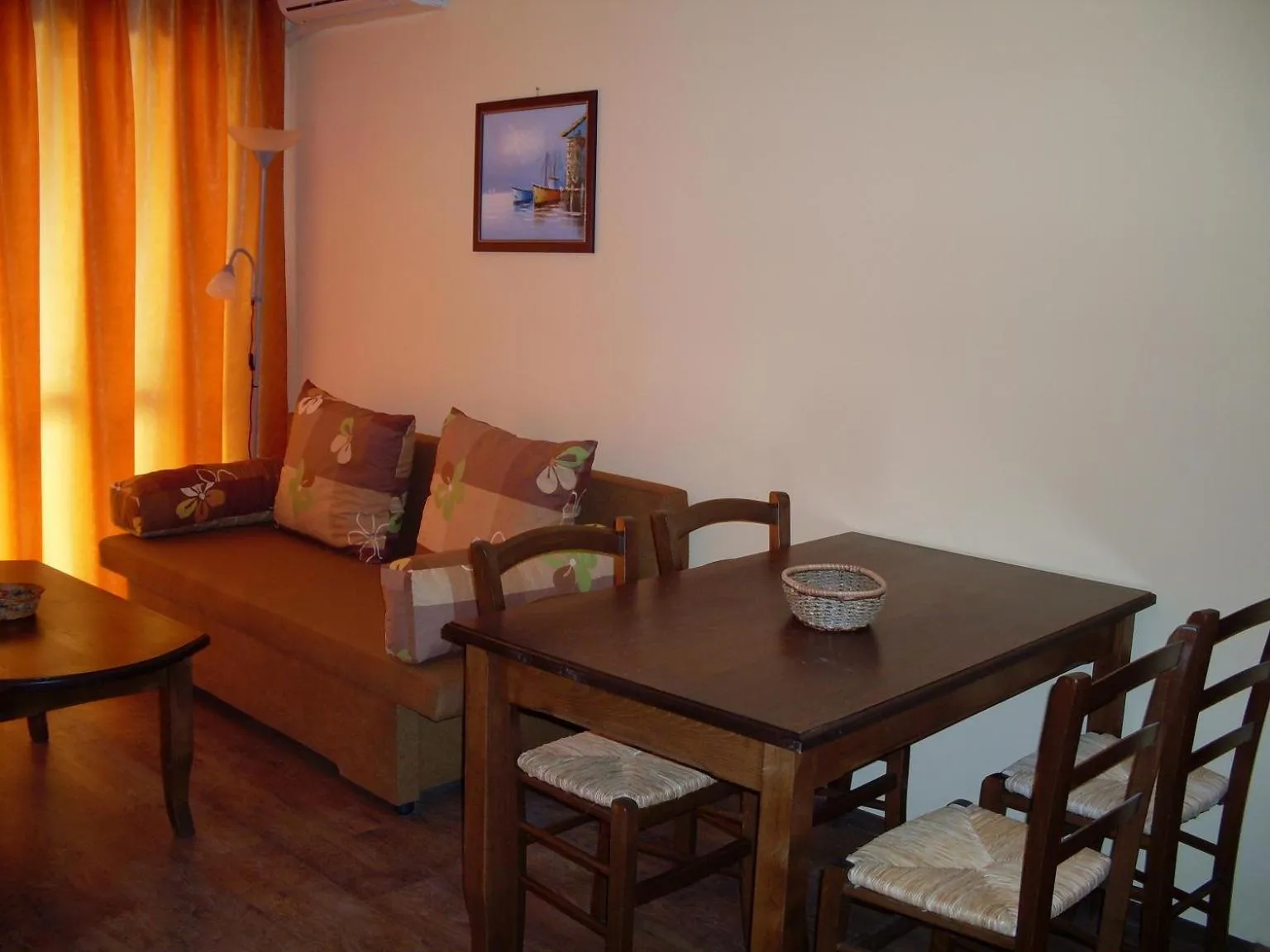 Dining area in Condo Hotel Valentina