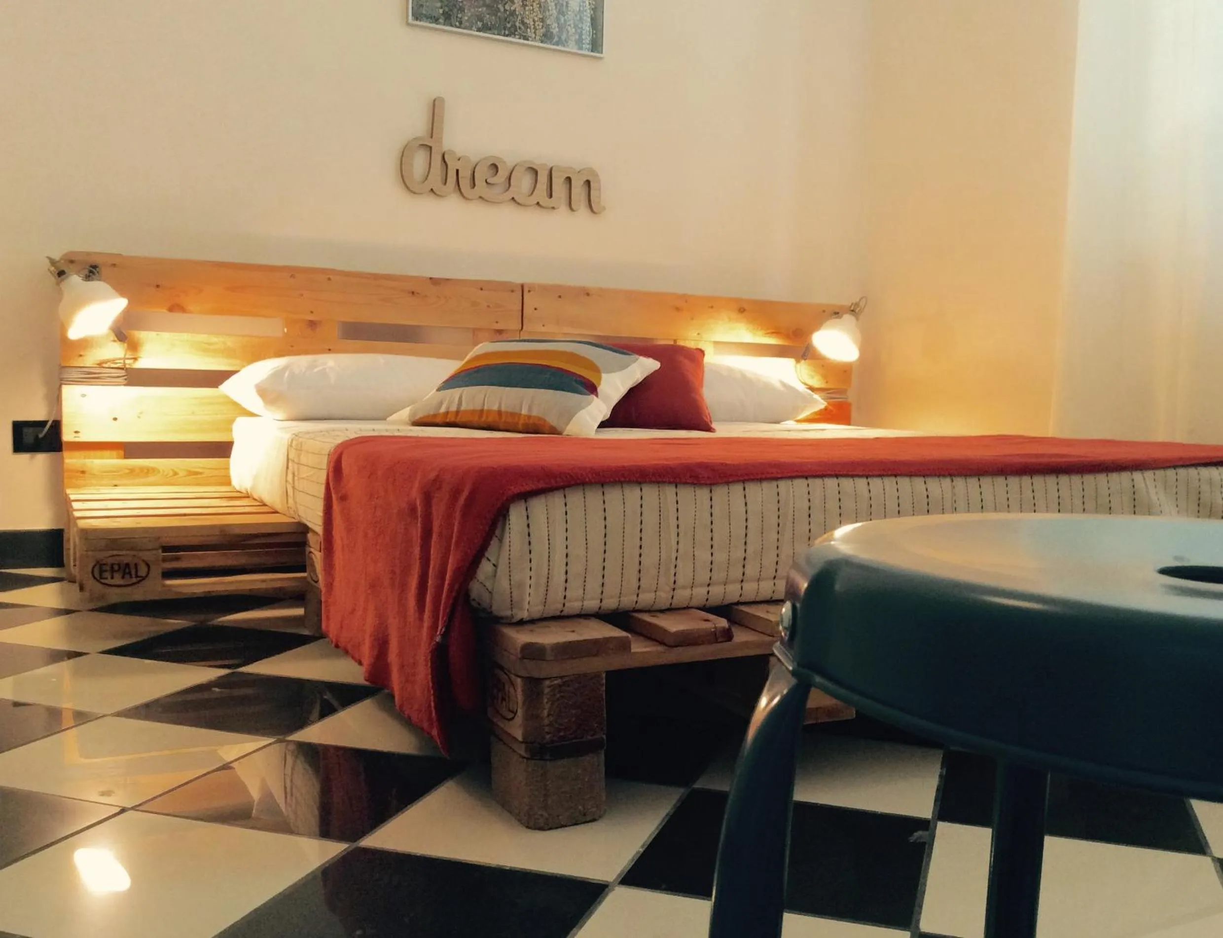 Photo of the whole room, Bed in B&B Giù le Stelle