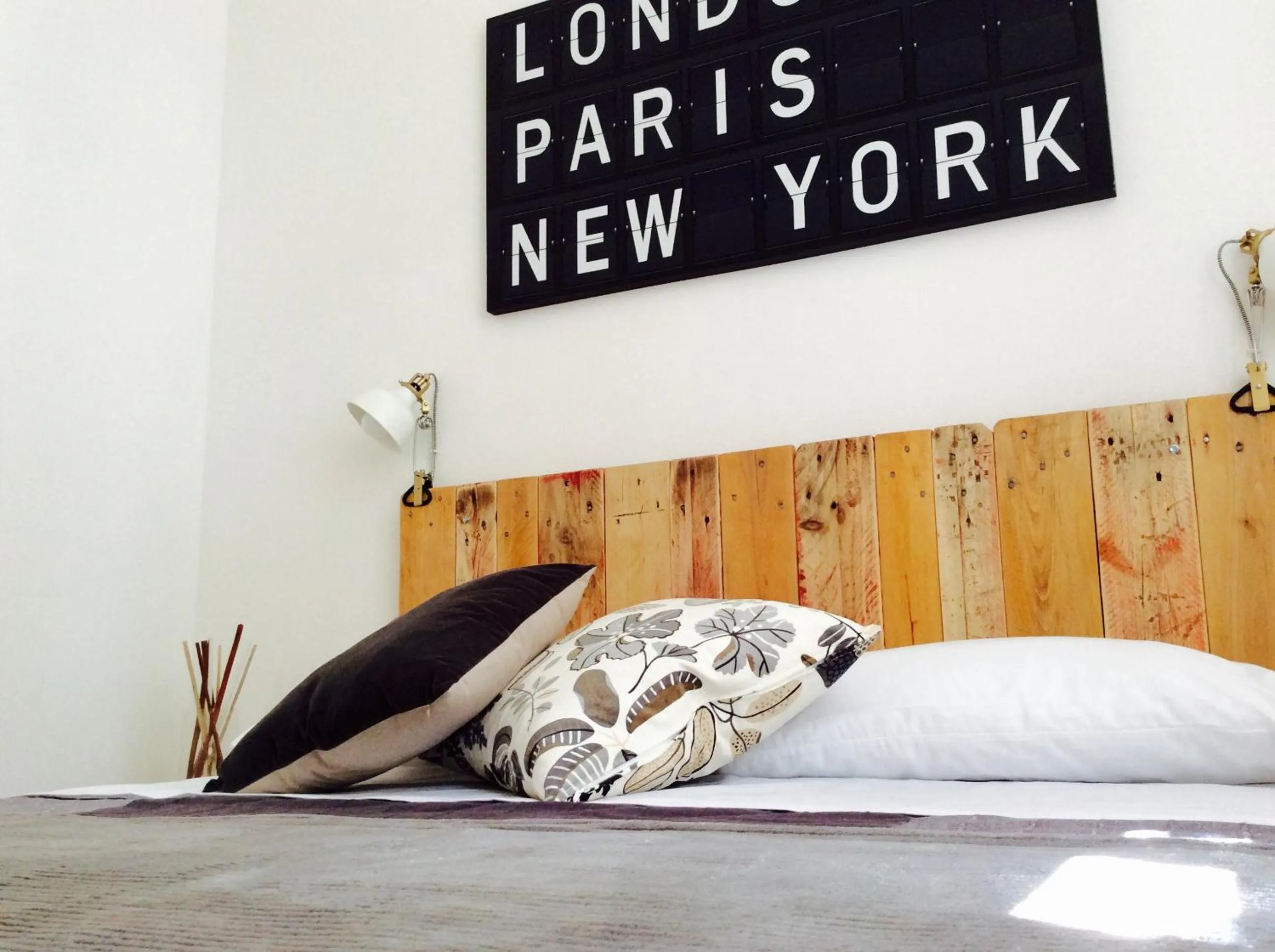 Decorative detail, Bed in B&B Giù le Stelle