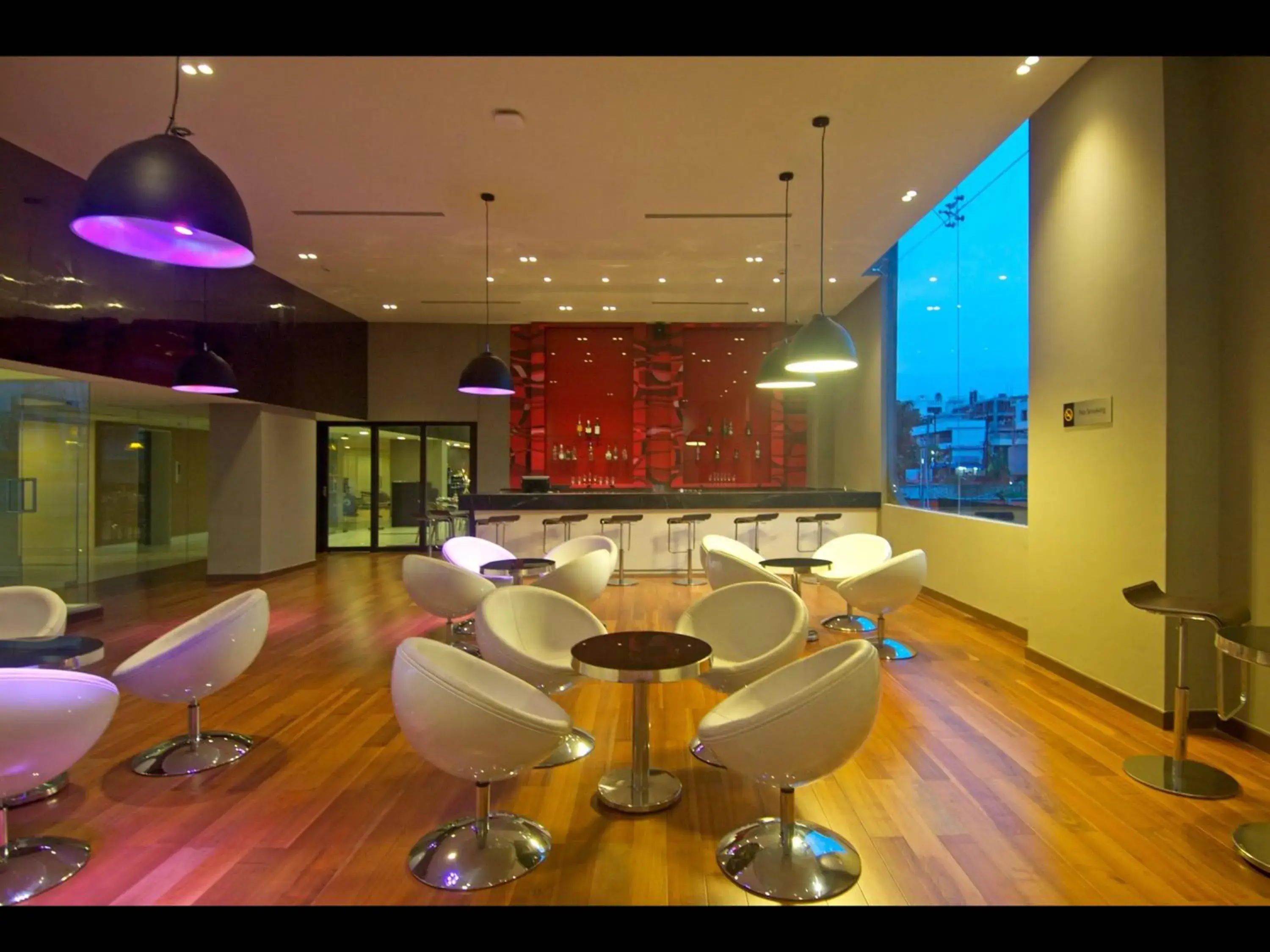 Lounge or bar in Keys Select by Lemon Tree Hotels, Visakhapatnam Lounge or bar in Keys Select by Lemon Tree Hotels, Visakhapatnam