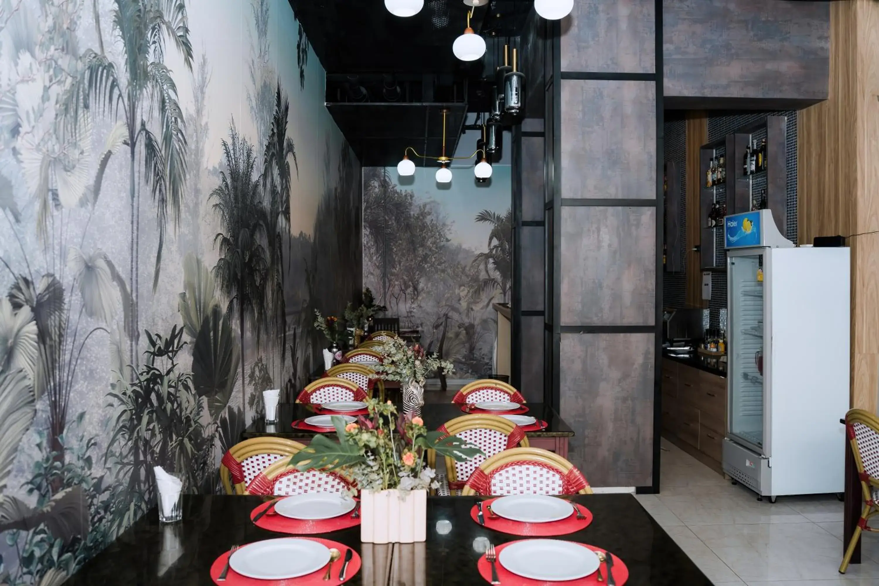 Restaurant/places to eat in Sun Sea Sand Patong Restaurant/places to eat in Sun Sea Sand Patong