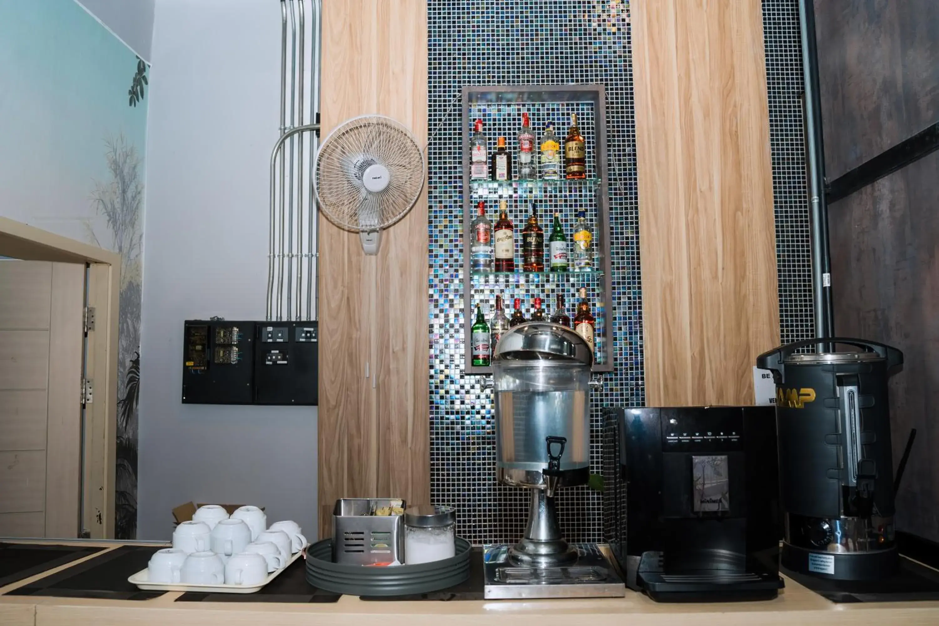 Restaurant/places to eat in Sun Sea Sand Patong Restaurant/places to eat in Sun Sea Sand Patong