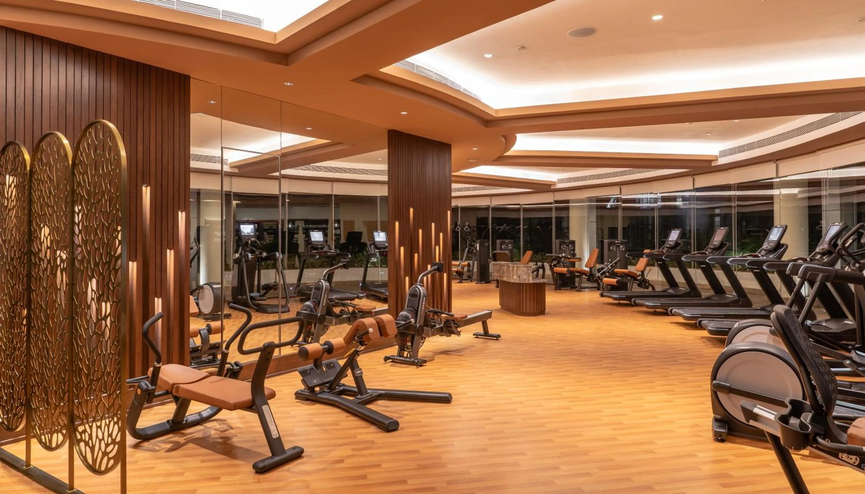 Fitness centre/facilities in Taj Wellington Mews, Mumbai