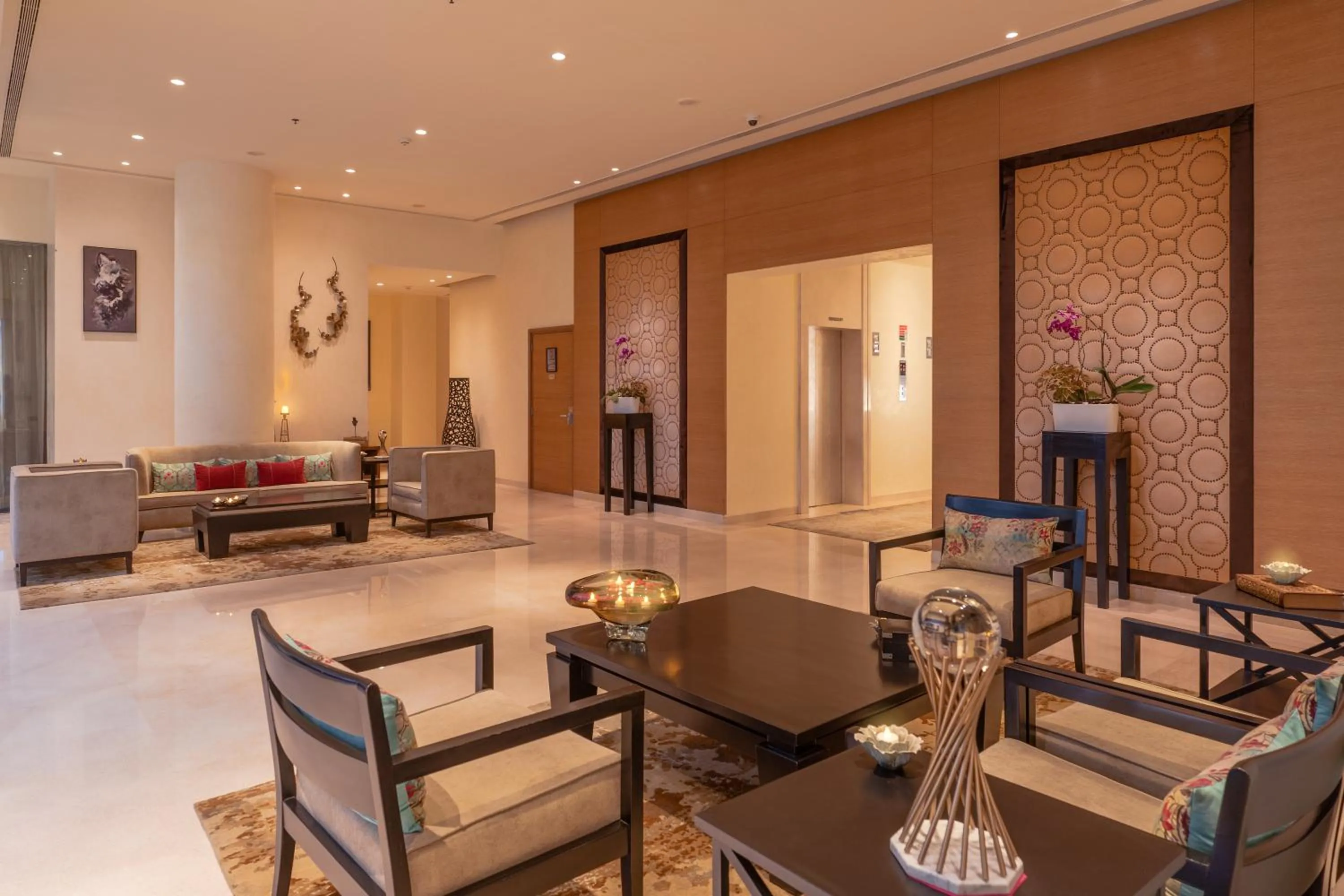 Lobby or reception in Taj Wellington Mews, Mumbai