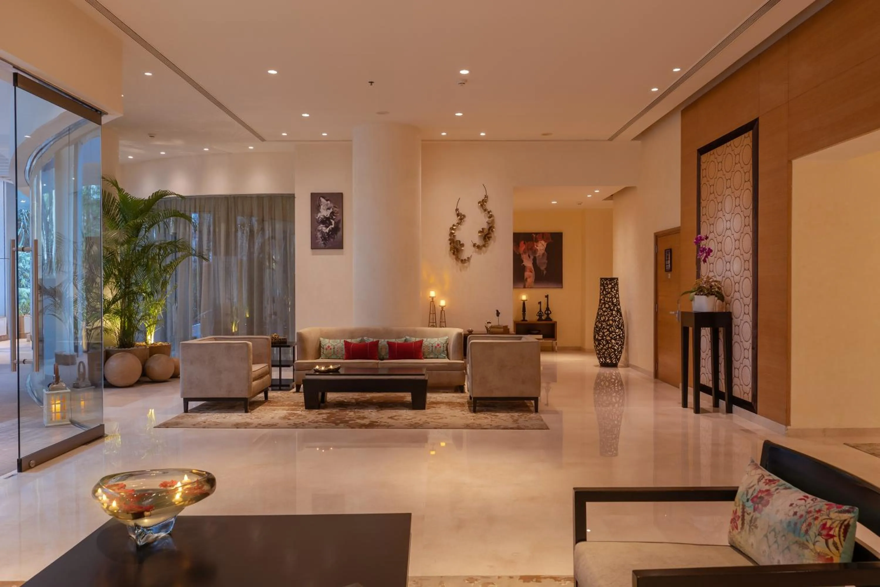 Lobby or reception in Taj Wellington Mews, Mumbai