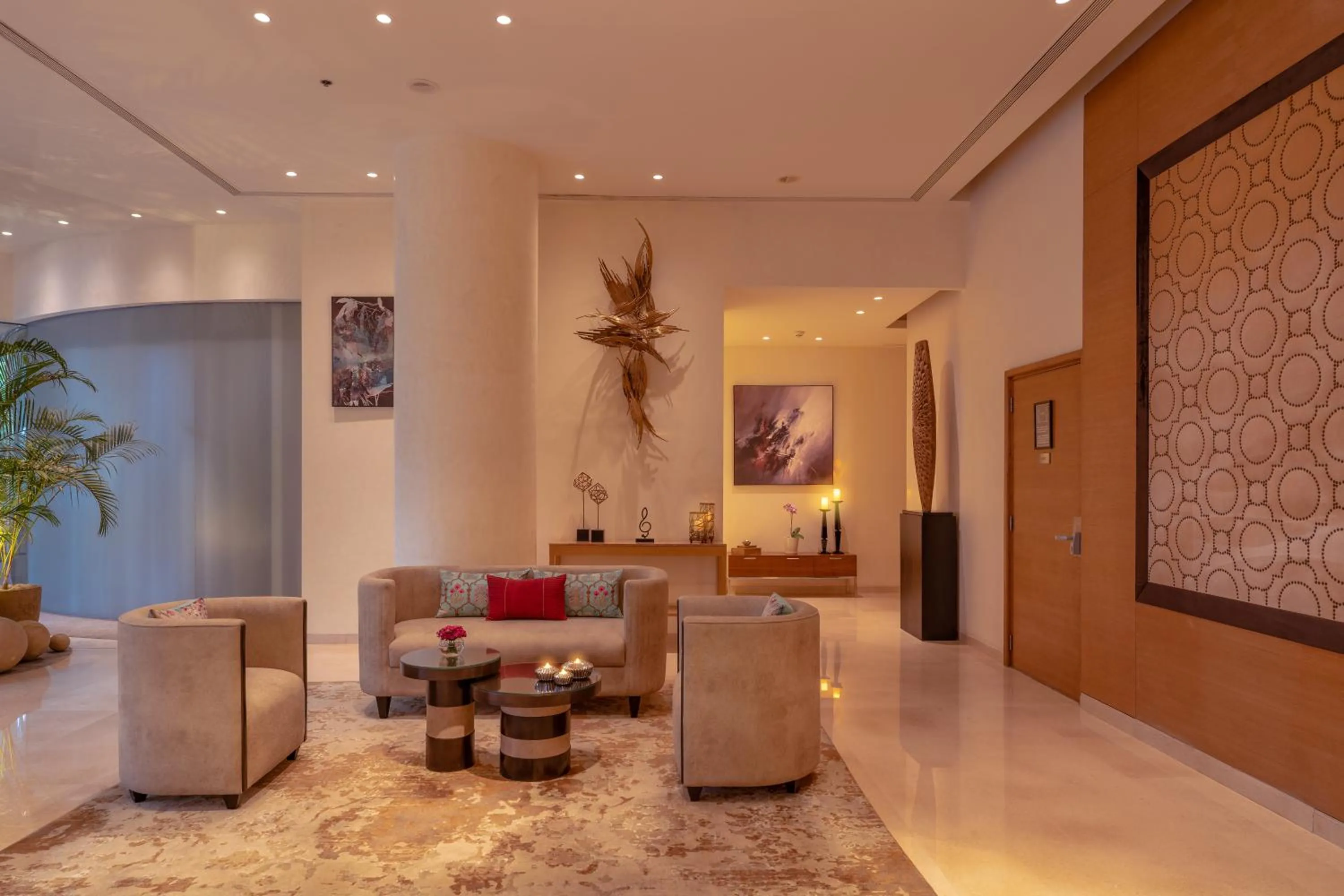Lobby or reception in Taj Wellington Mews, Mumbai