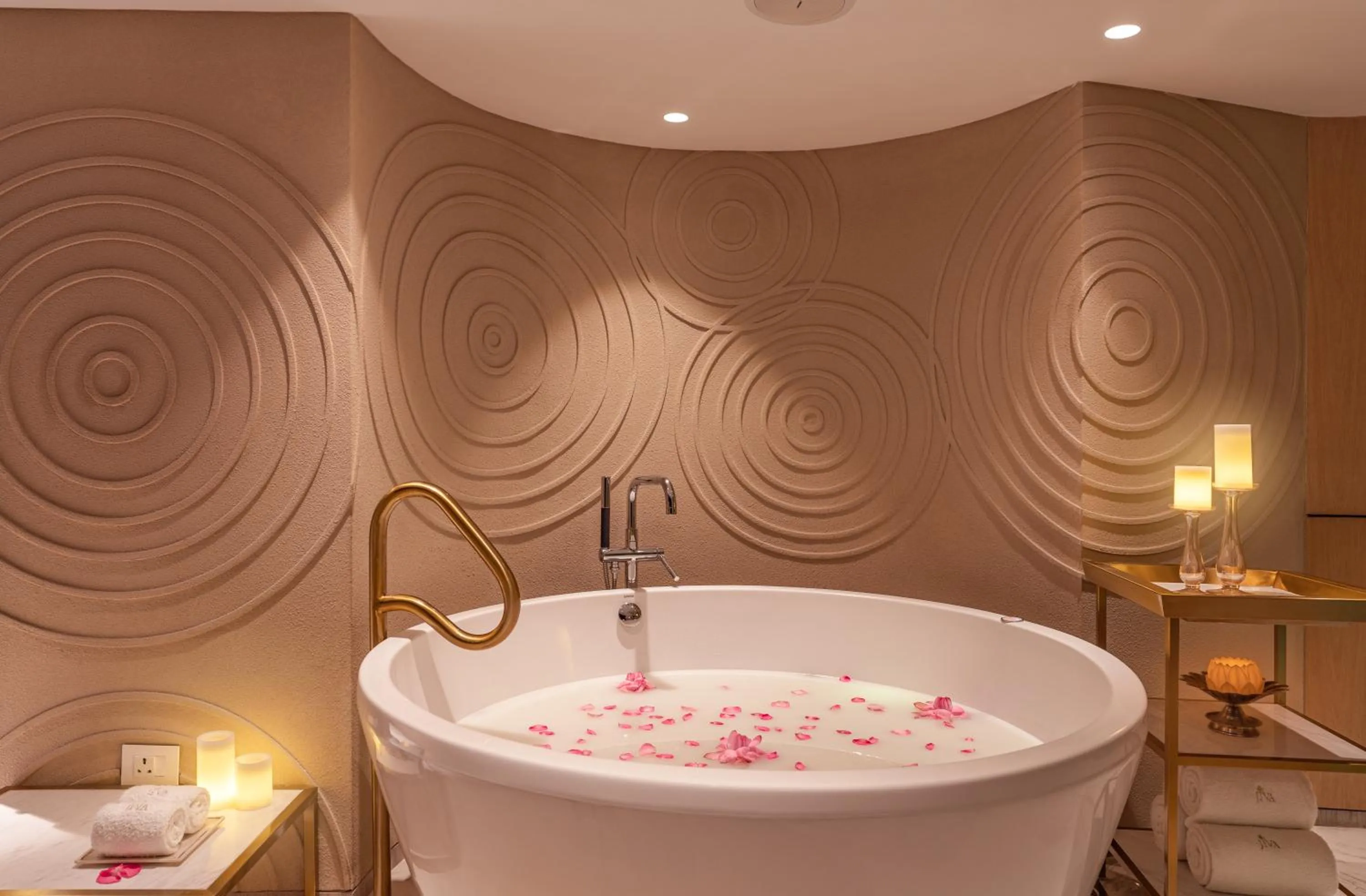 Spa and wellness centre/facilities in Taj Wellington Mews, Mumbai