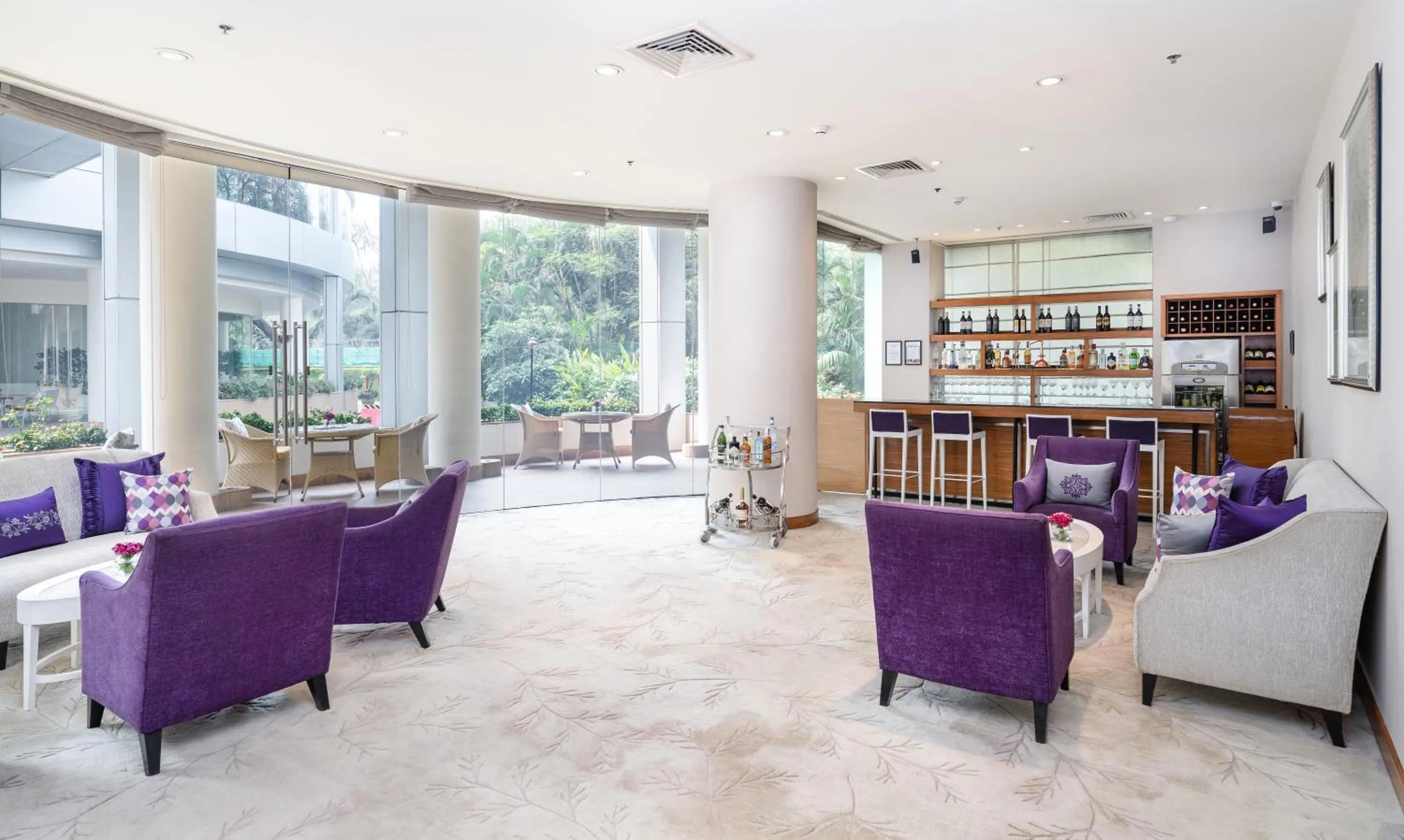 Lounge or bar in Taj Wellington Mews, Mumbai
