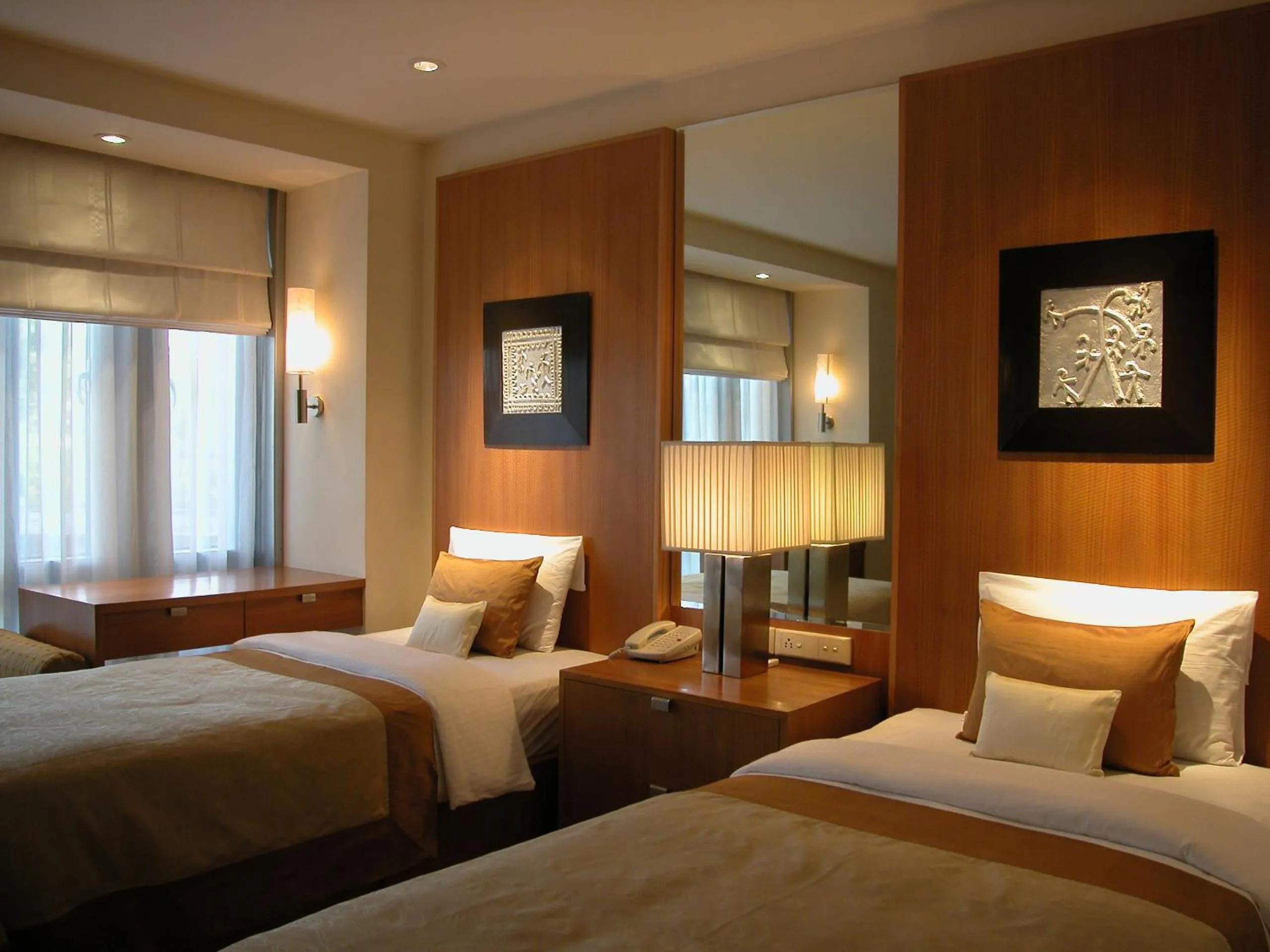 Bedroom, Bed in Taj Wellington Mews, Mumbai