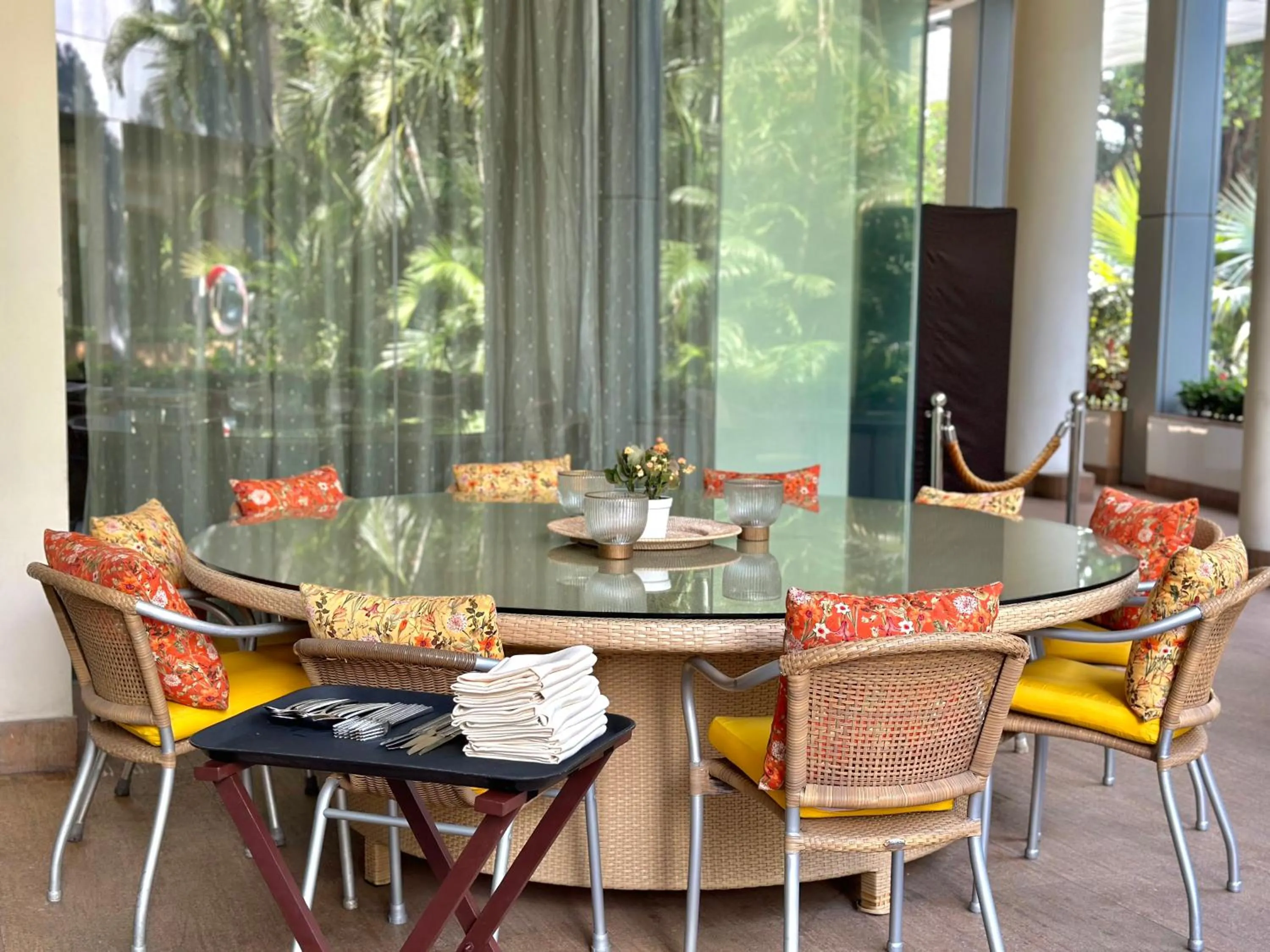 Living room in Taj Wellington Mews, Mumbai