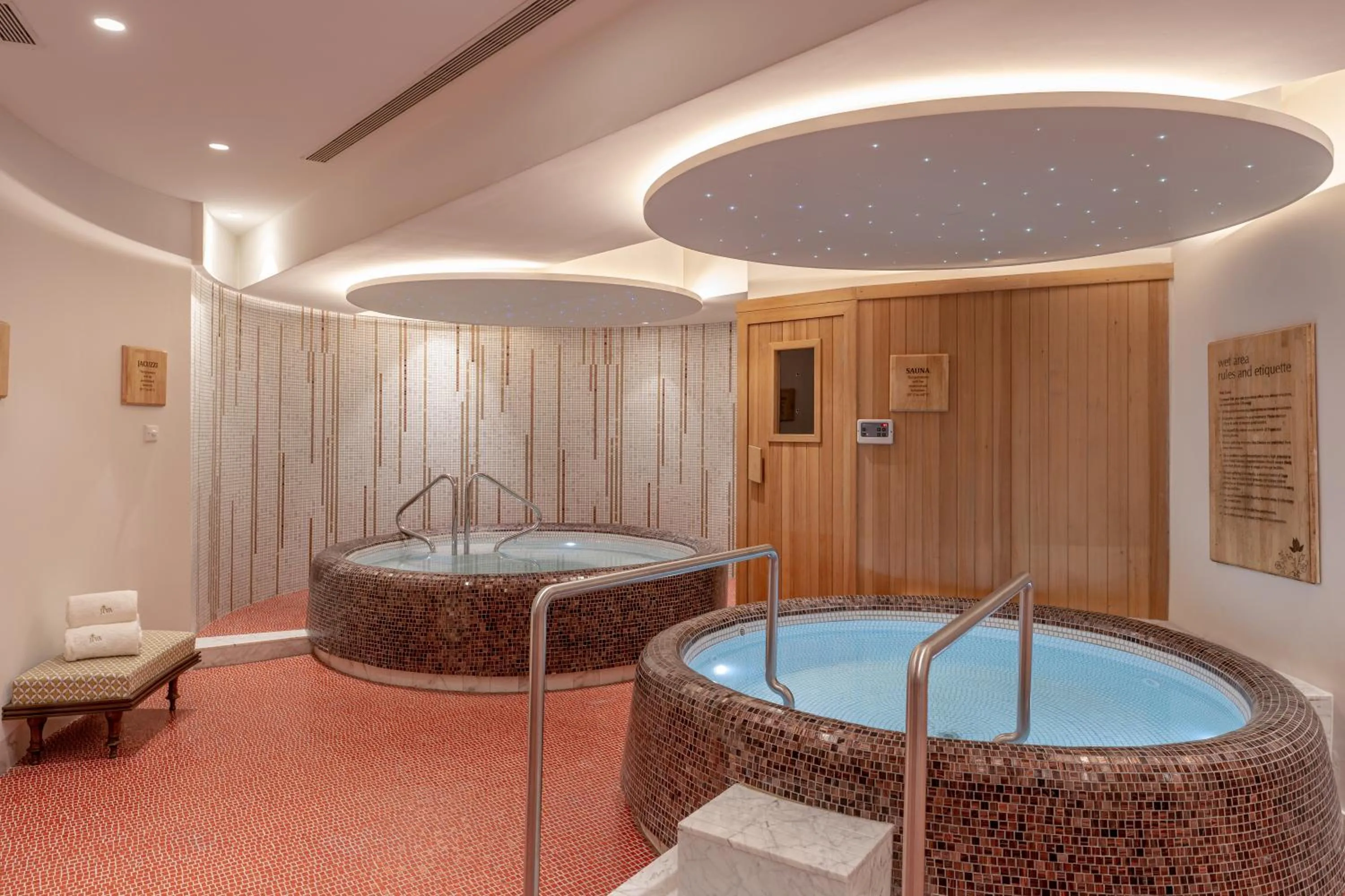Sauna in Taj Wellington Mews, Mumbai