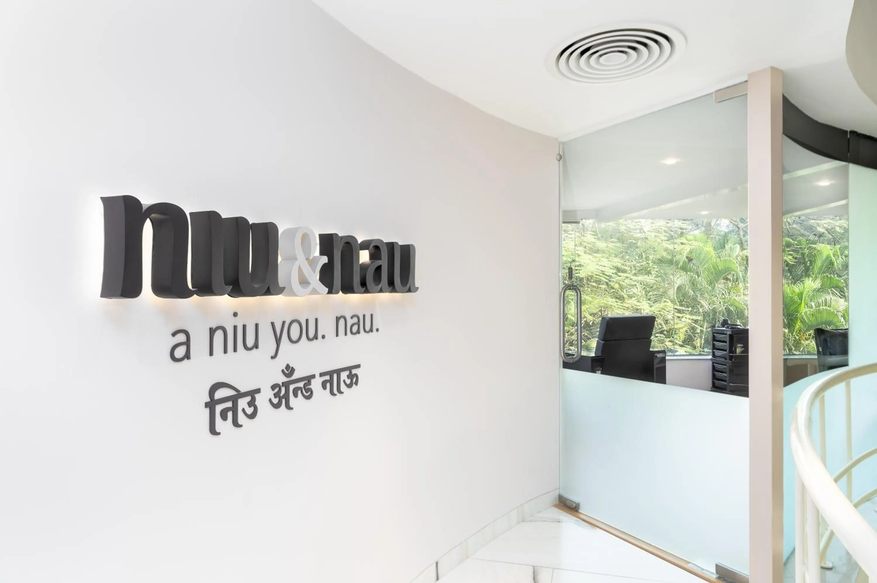 hair dryier in Taj Wellington Mews, Mumbai