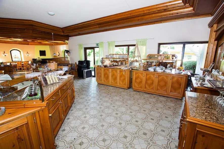 Buffet breakfast in Hotel Traube Lossburg